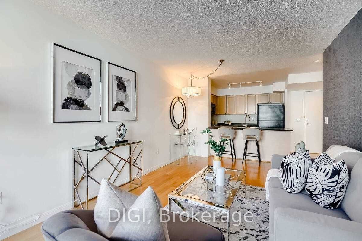 311 Richmond St E, #605