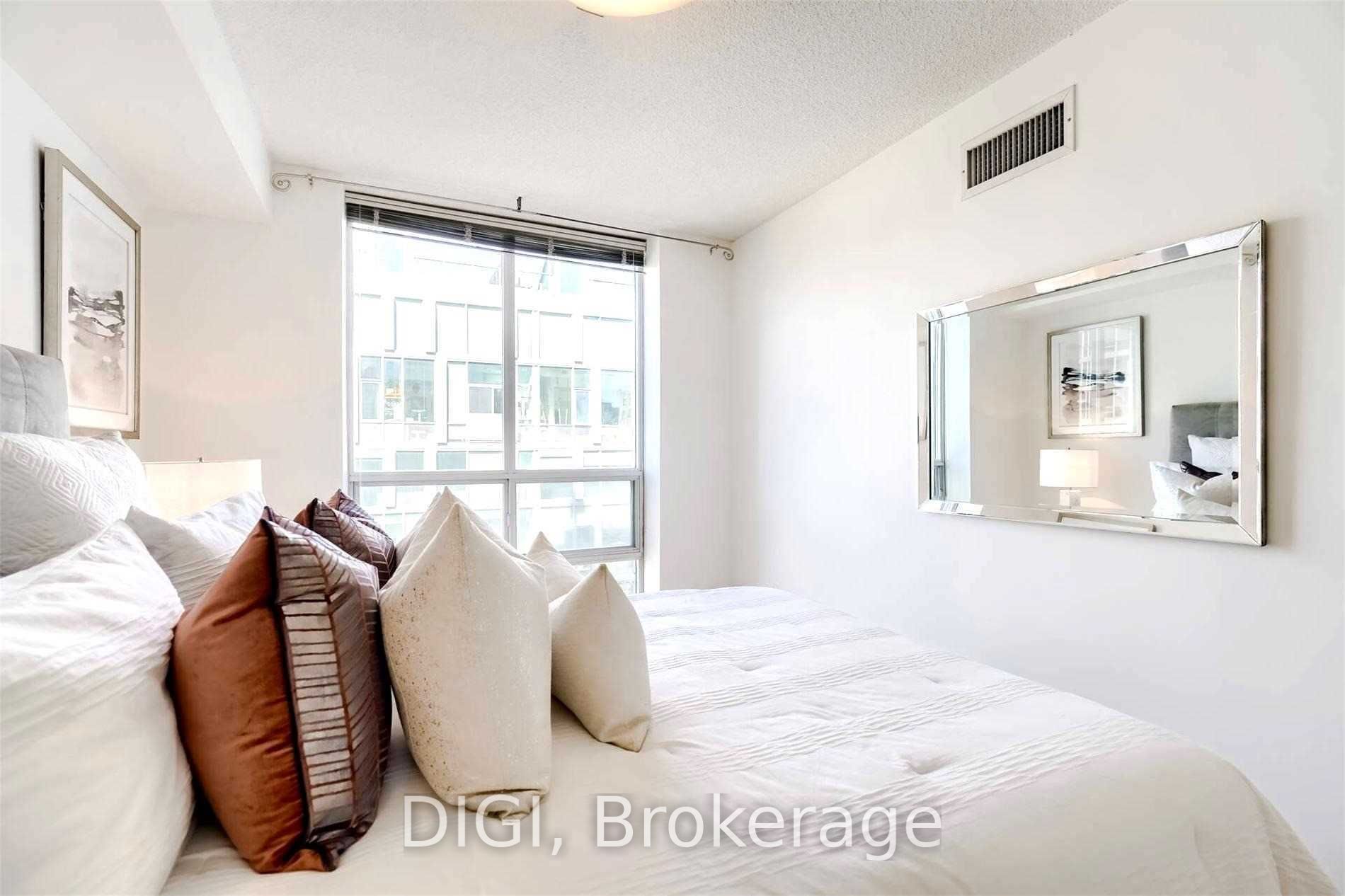 311 Richmond St E, #605