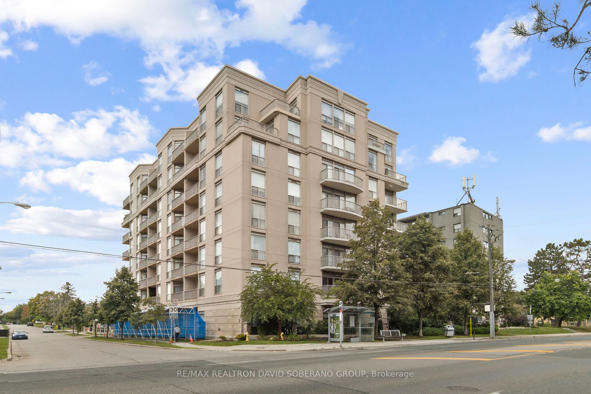 4200 Bathurst St S, #514