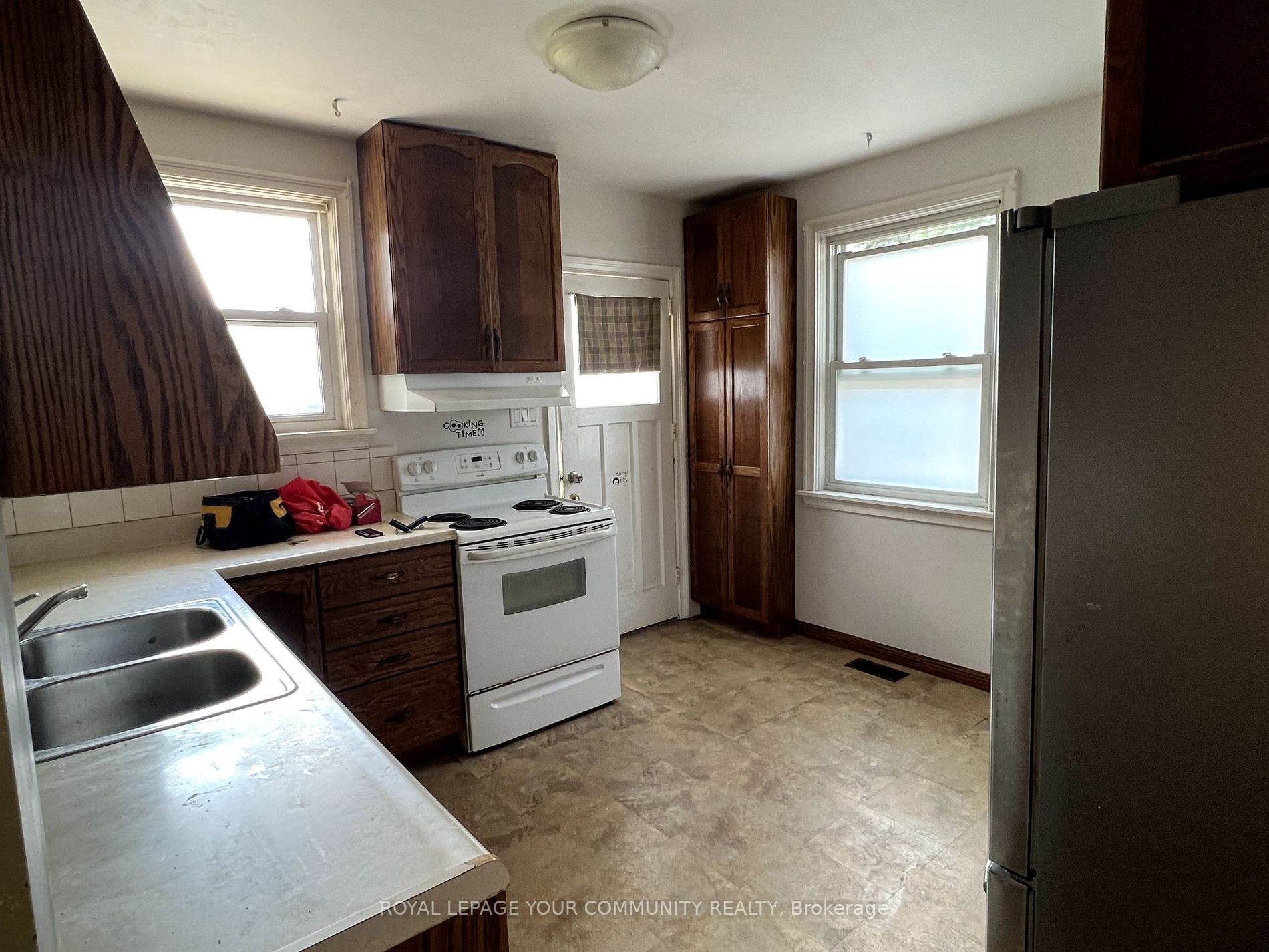 75 Goulding Ave Ave