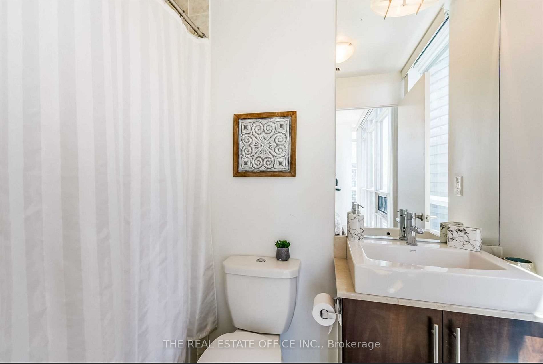 65 Bremner Boulevard, #4302