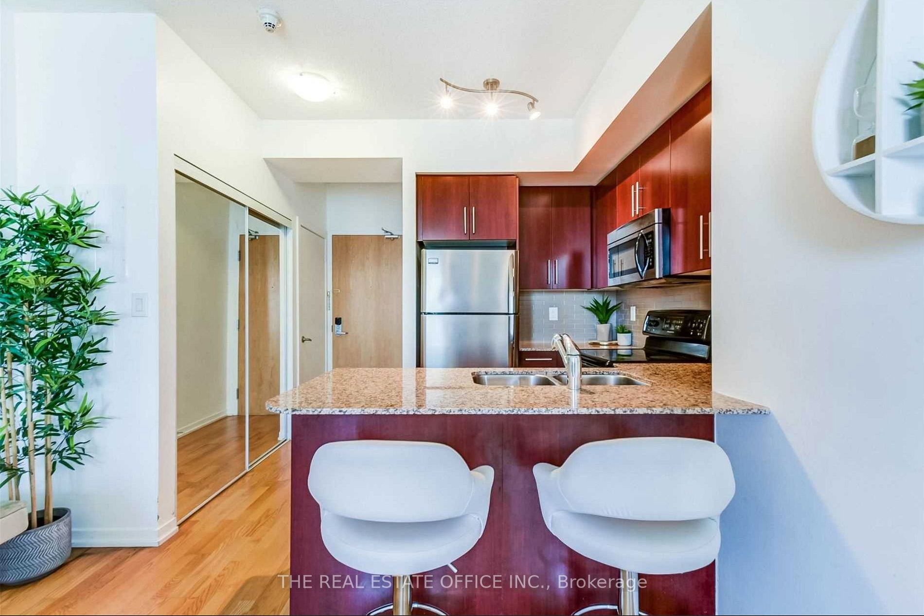 65 Bremner Boulevard, #4302
