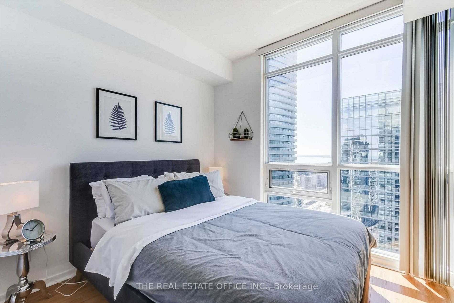 65 Bremner Boulevard, #4302