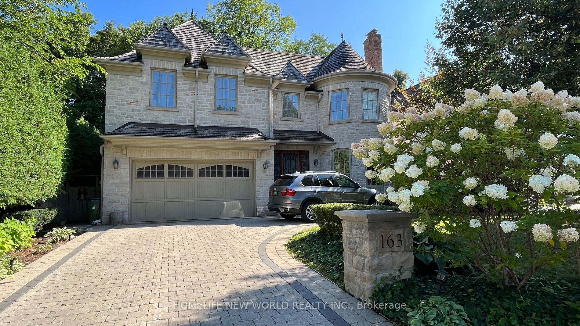 163 Munro Blvd