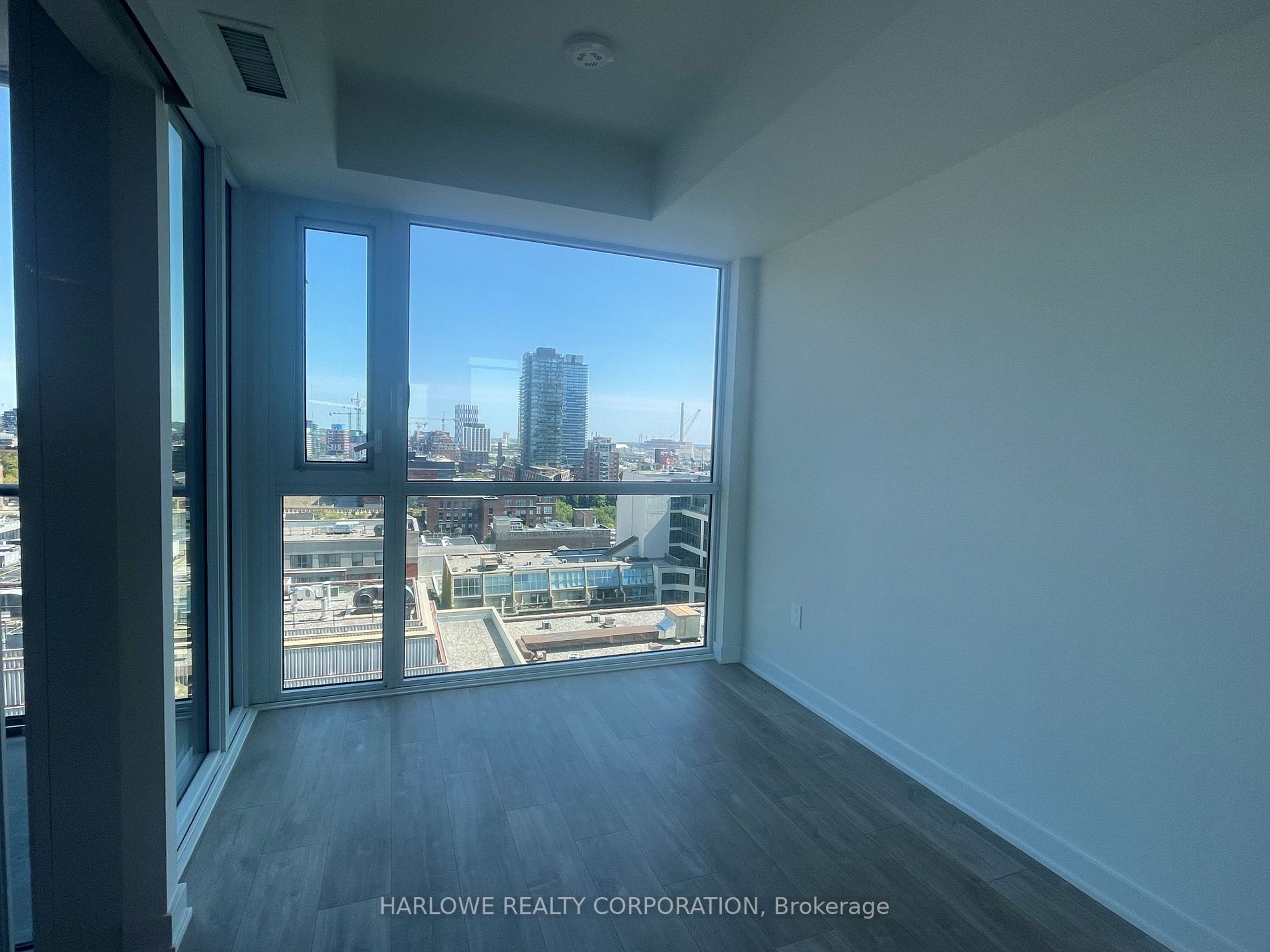 60 Princess St, #1213 Se