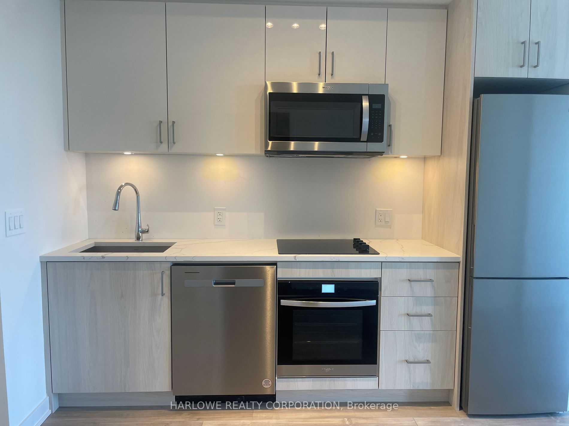 60 Princess St, #1213 Se