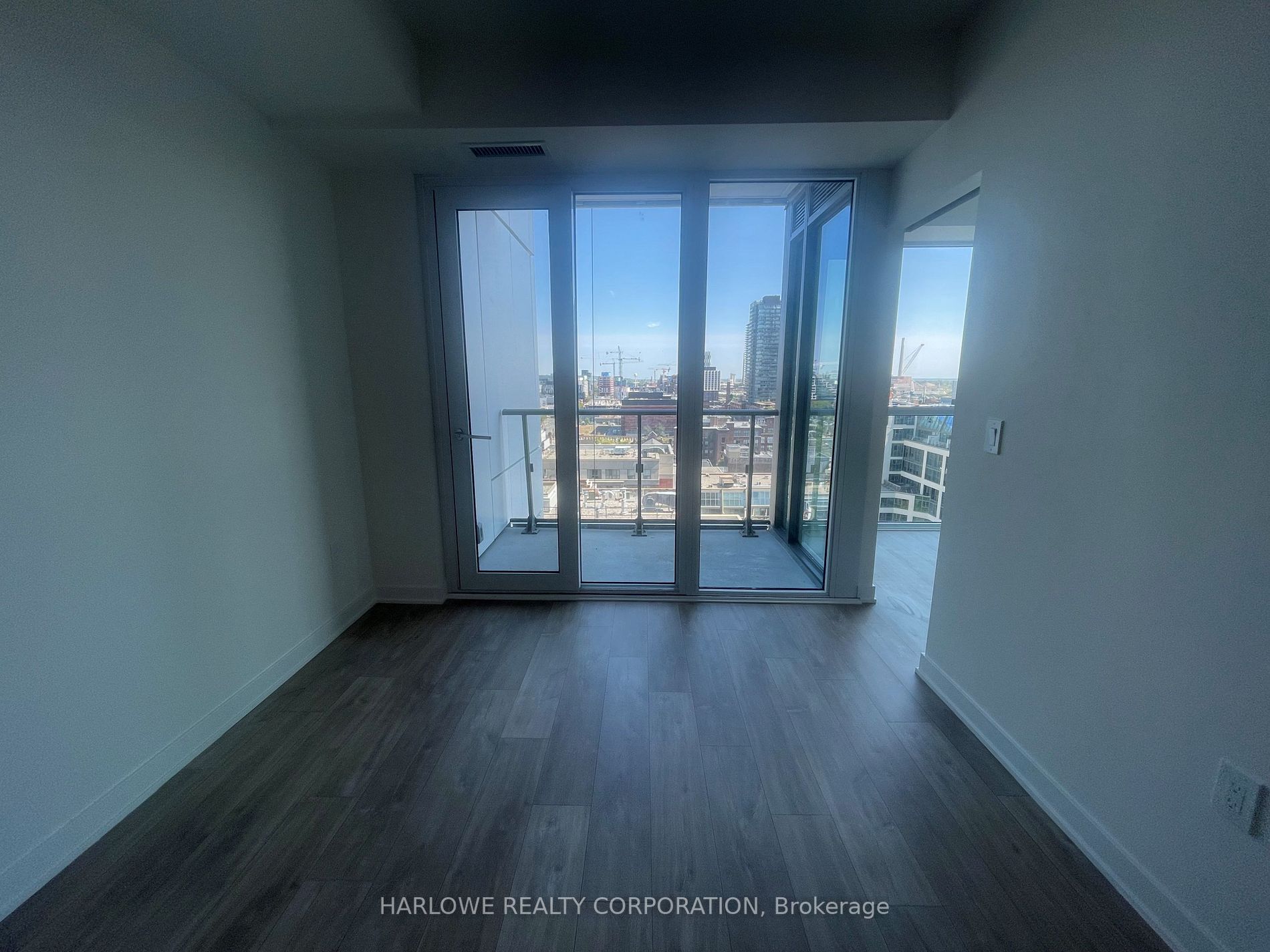 60 Princess St, #1213 Se
