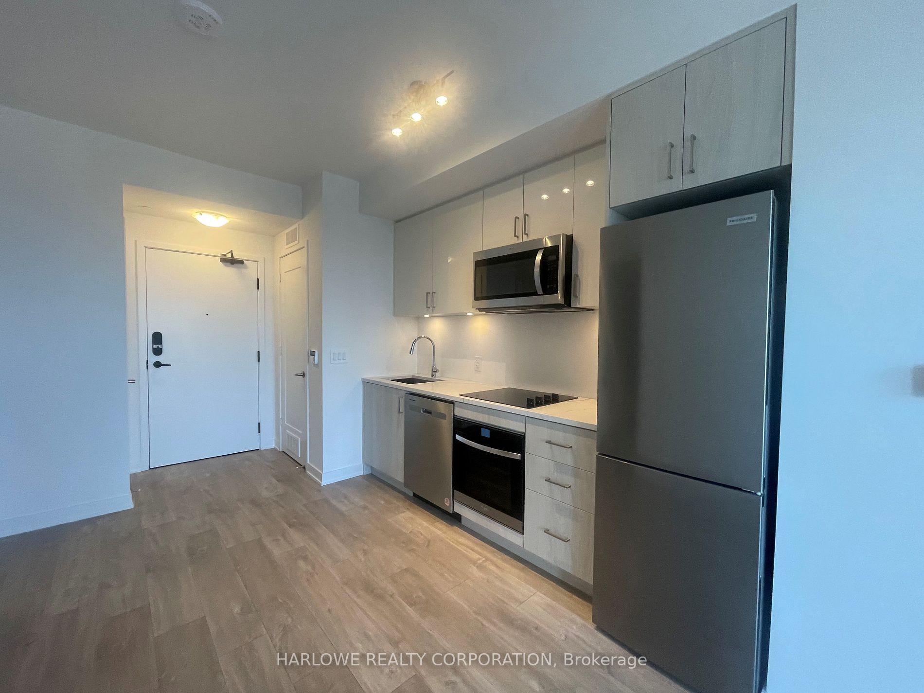 60 Princess St, #1213 Se