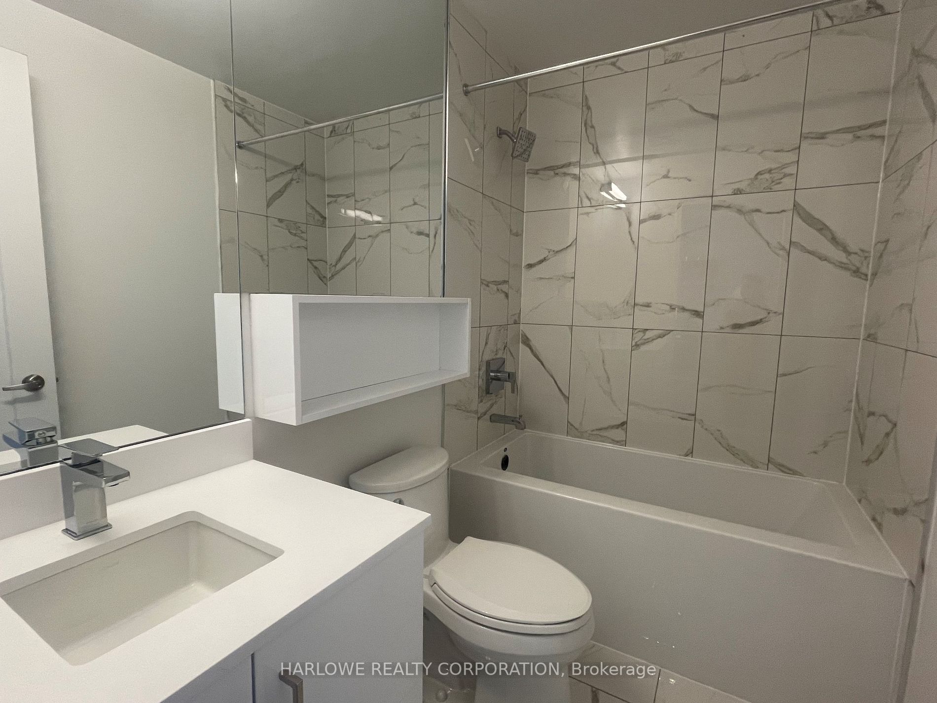 60 Princess St, #1213 Se