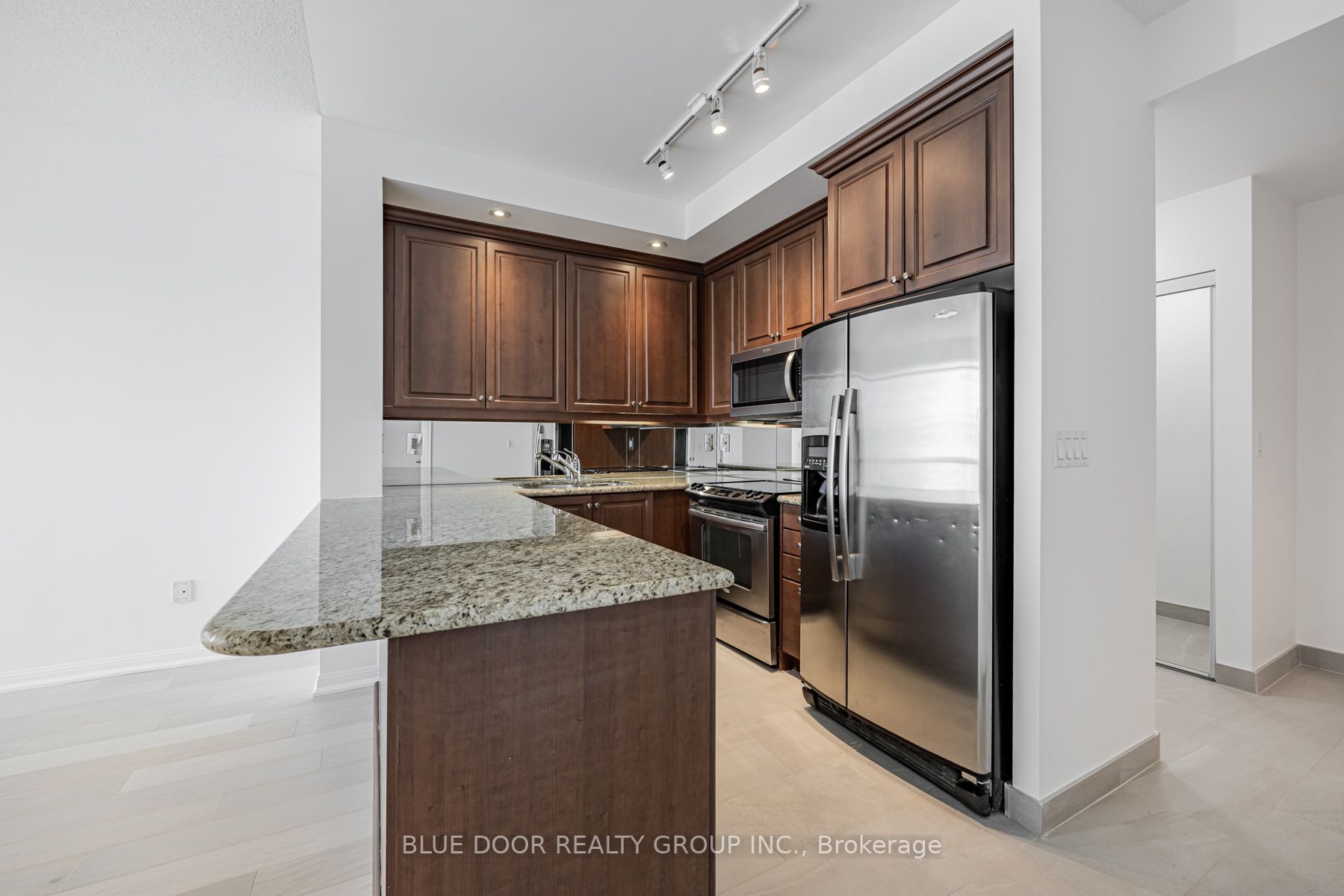 628 Fleet Street, #415