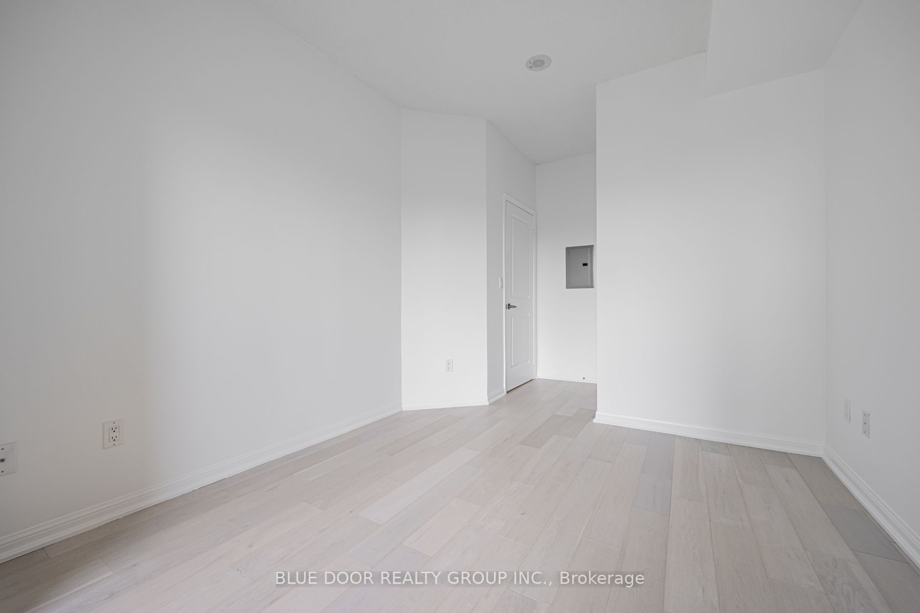 628 Fleet Street, #415