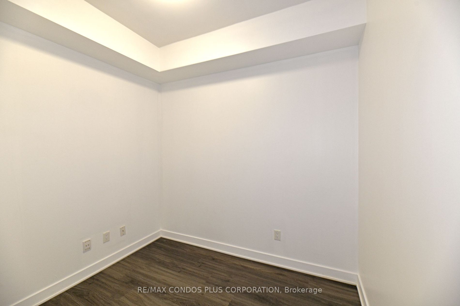 32 Camden St, #410