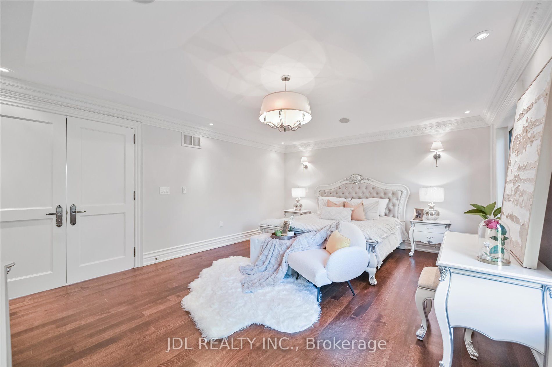 124 Alfred Ave