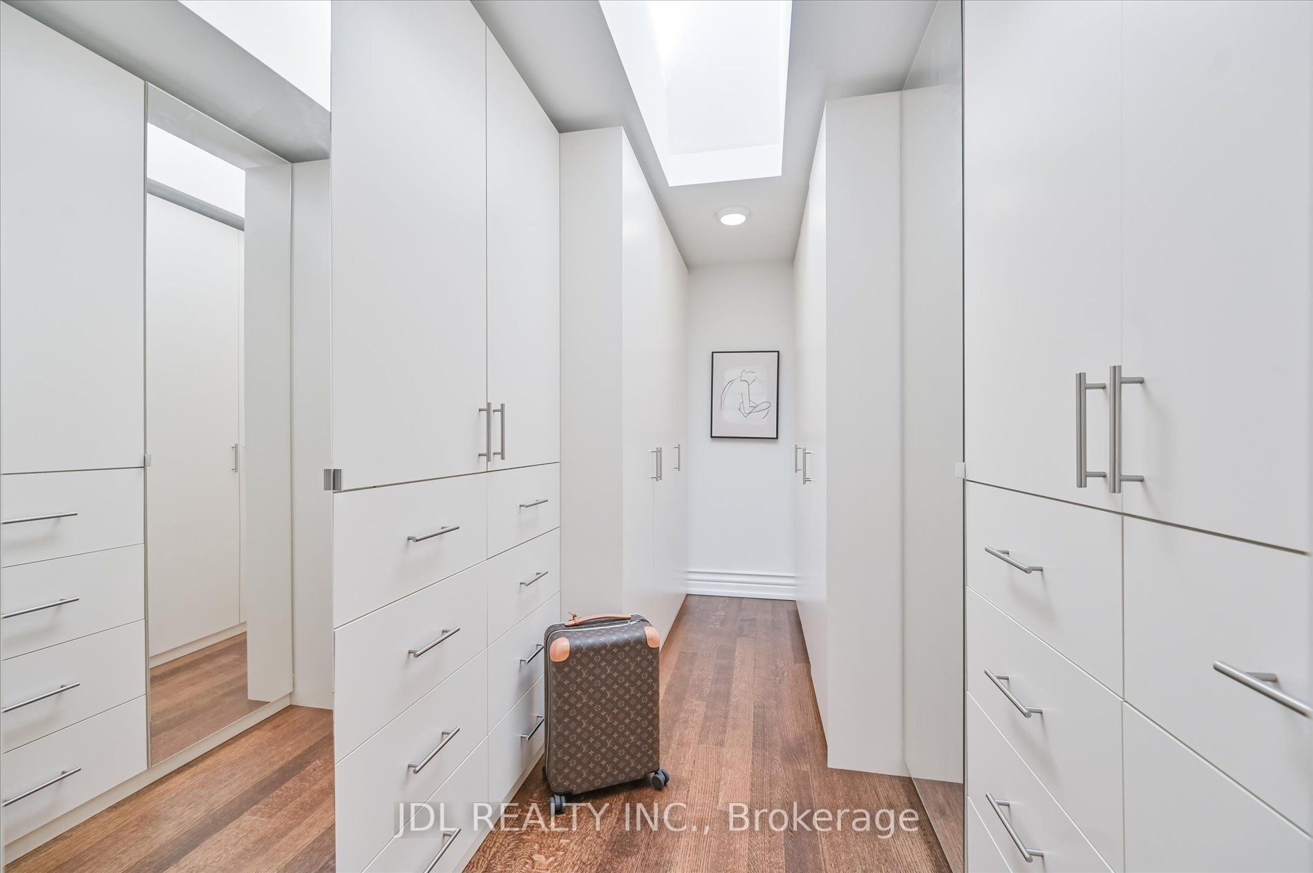 124 Alfred Ave
