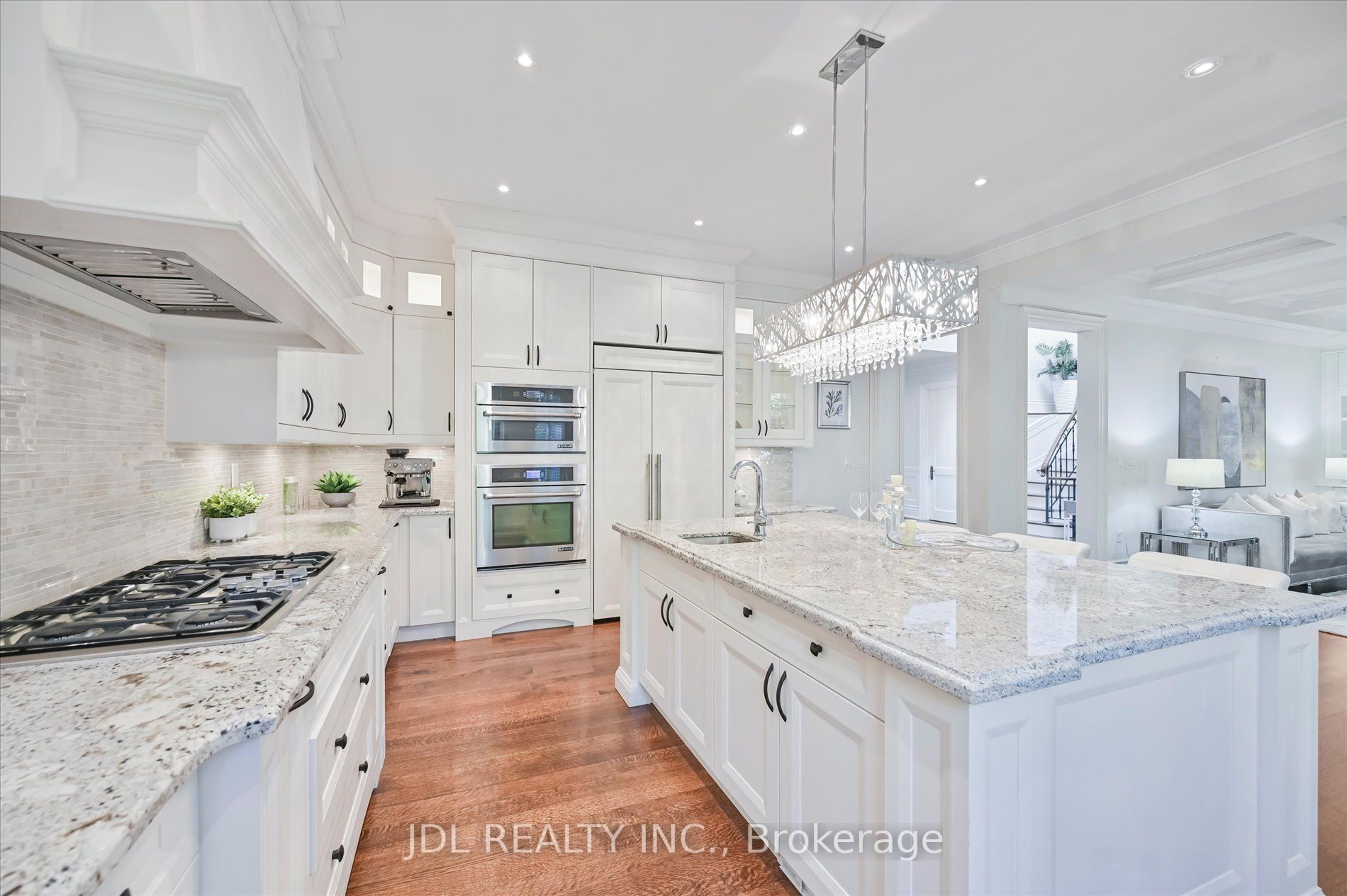 124 Alfred Ave