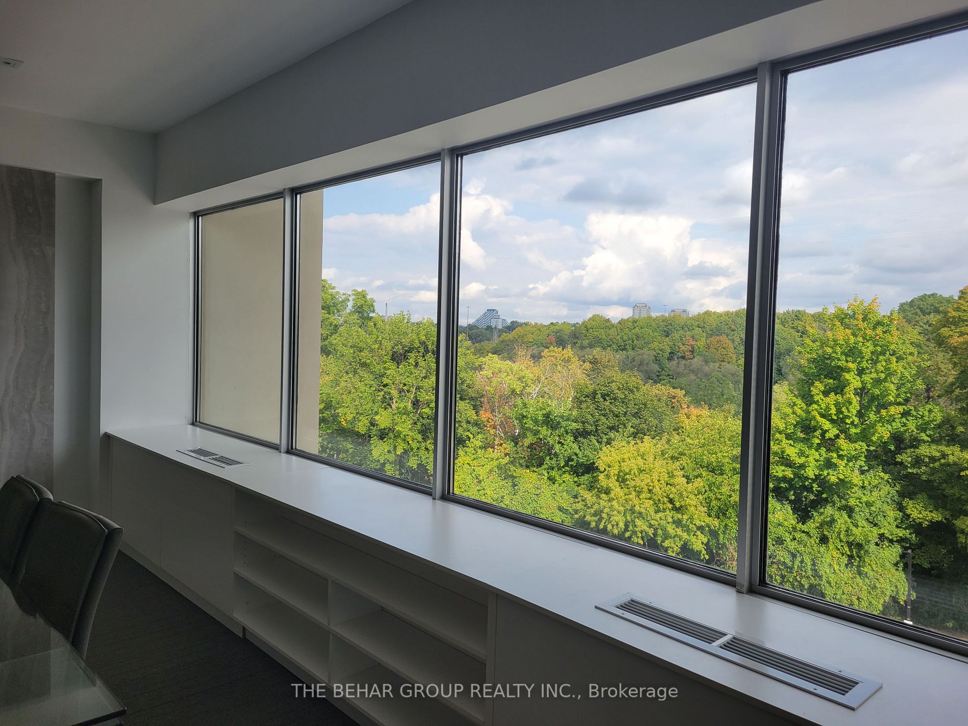 220 Duncan Mill Rd, #406