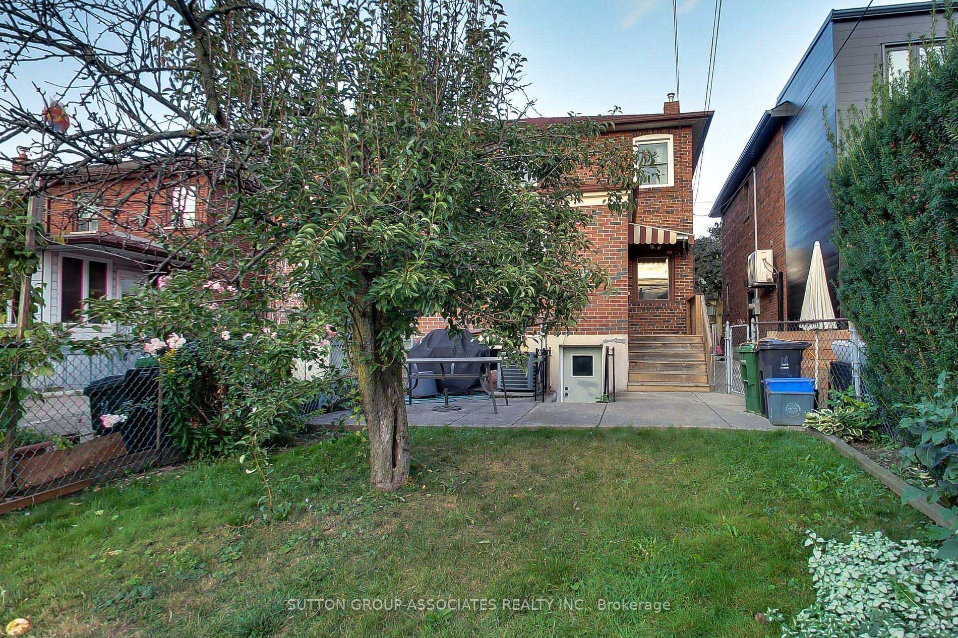 70 Winnett Avenue
