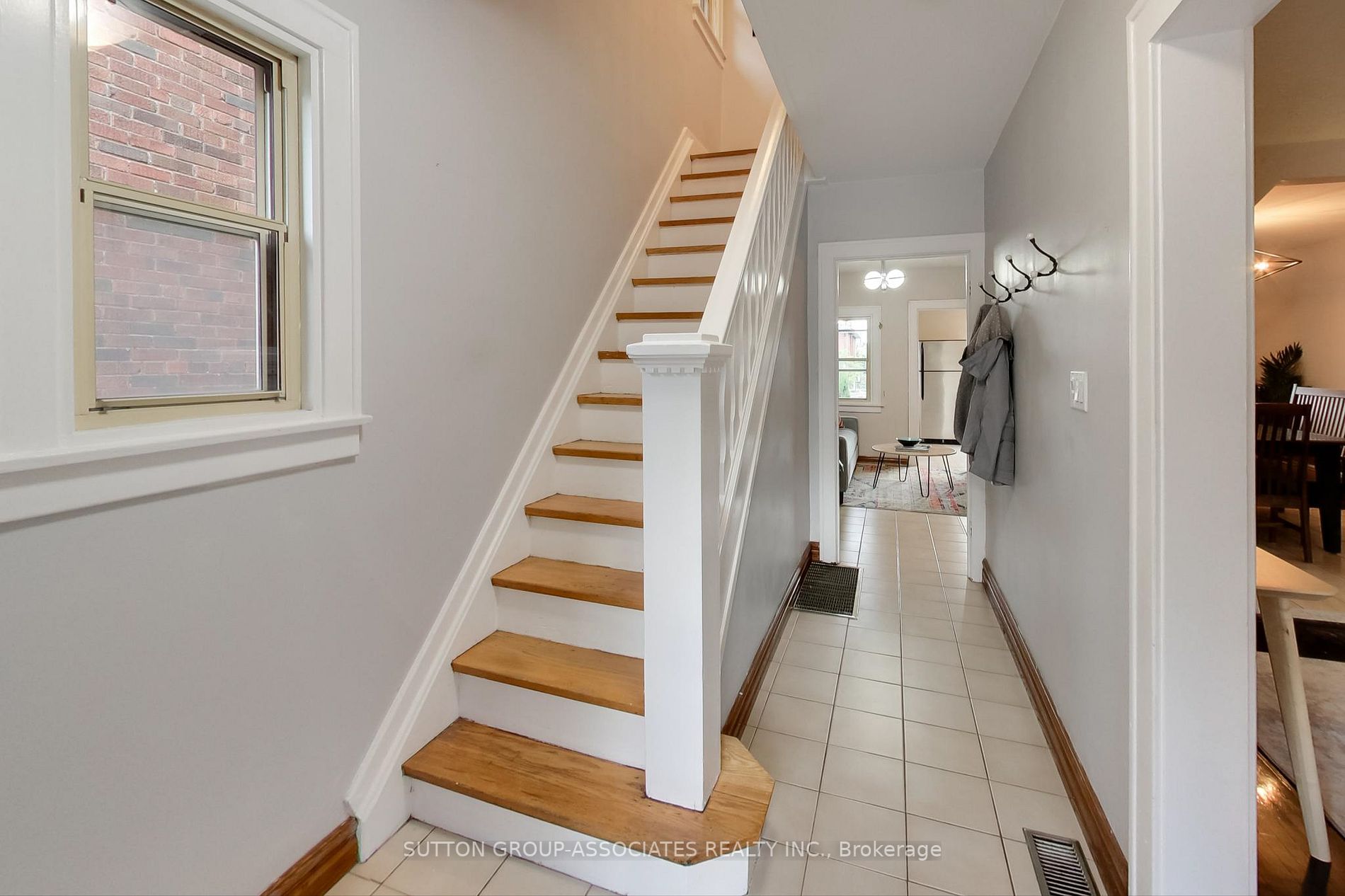 70 Winnett Ave