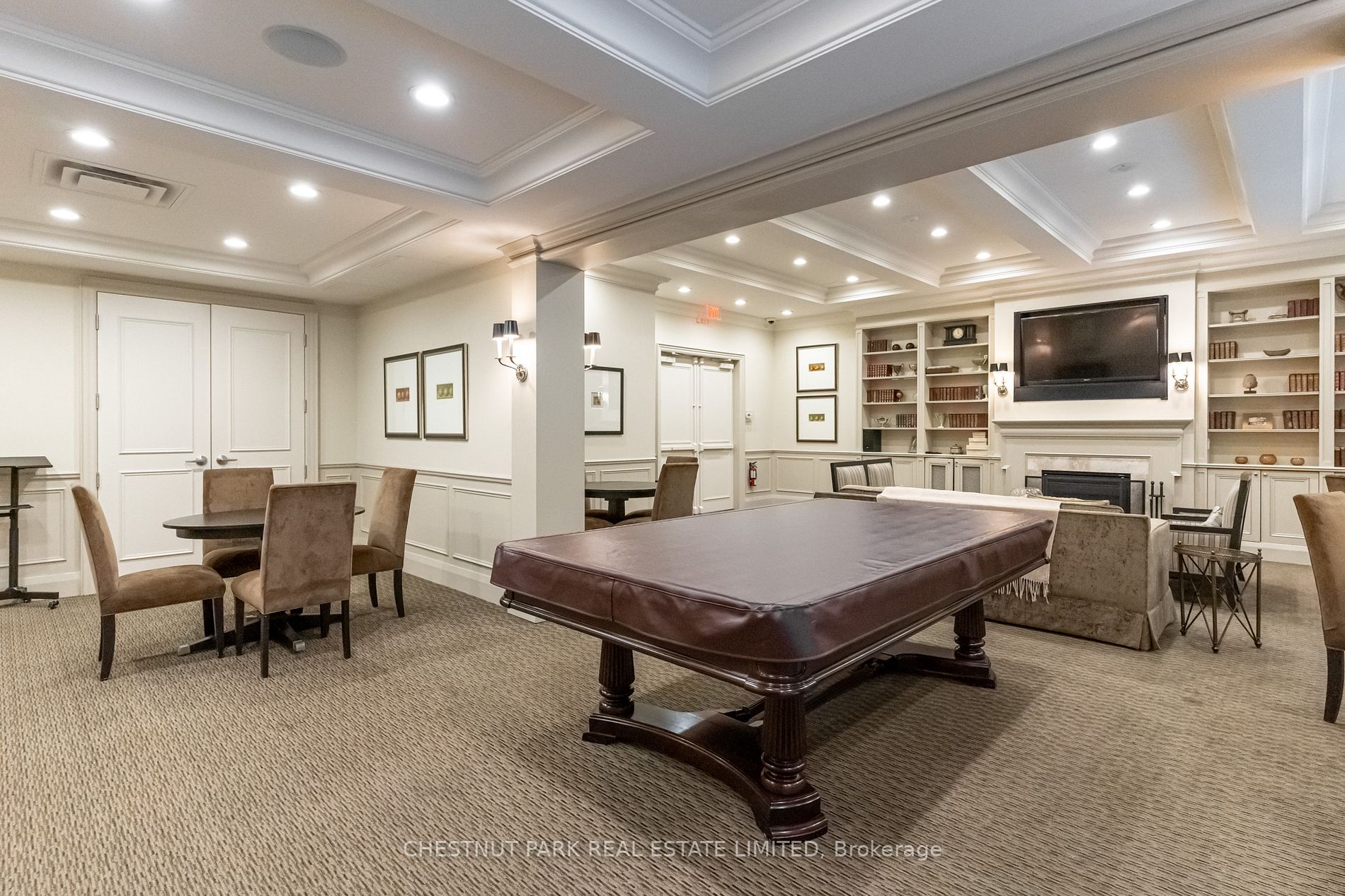 25 Scrivener Sq, #701