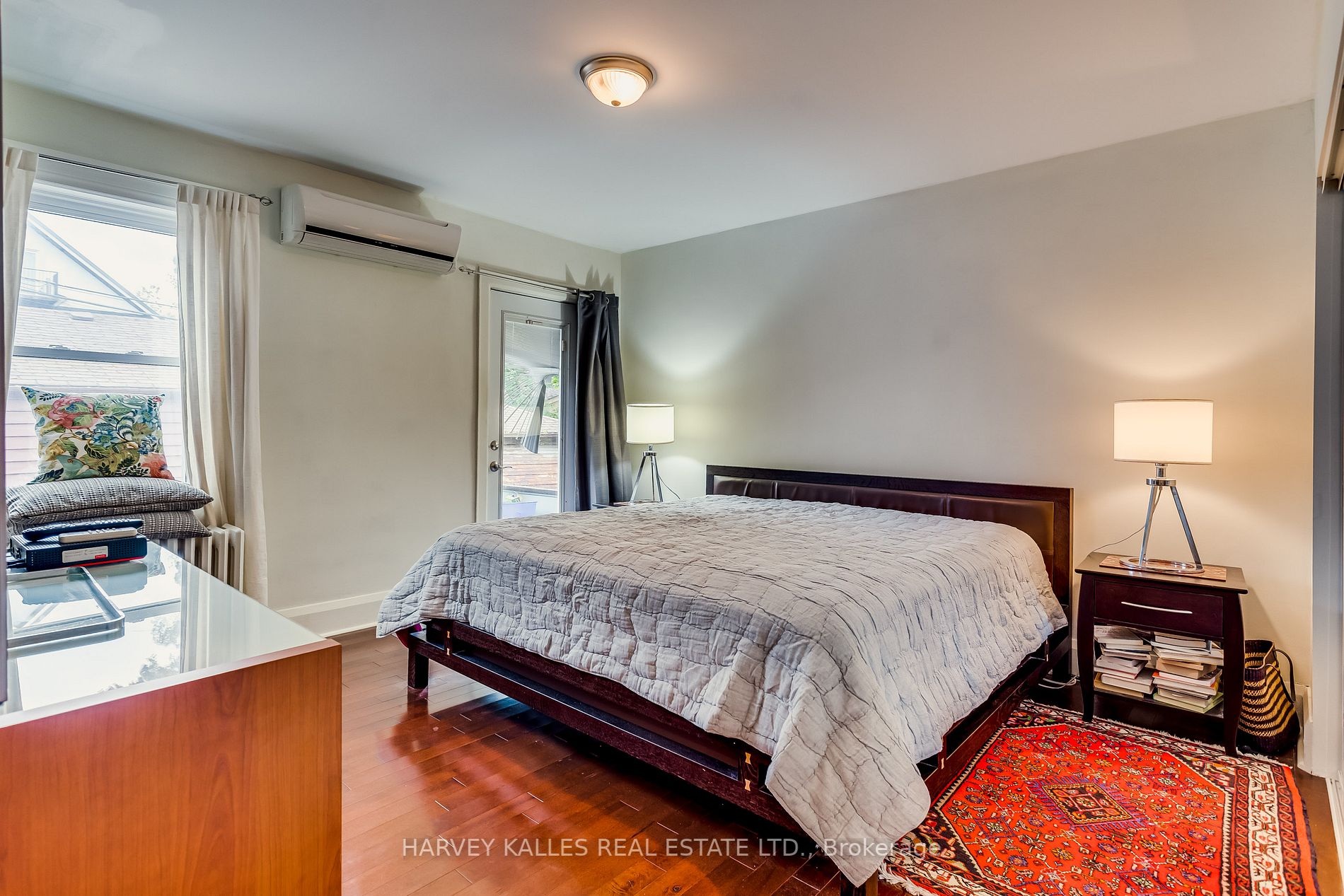 15 Braemar Avenue, #Main