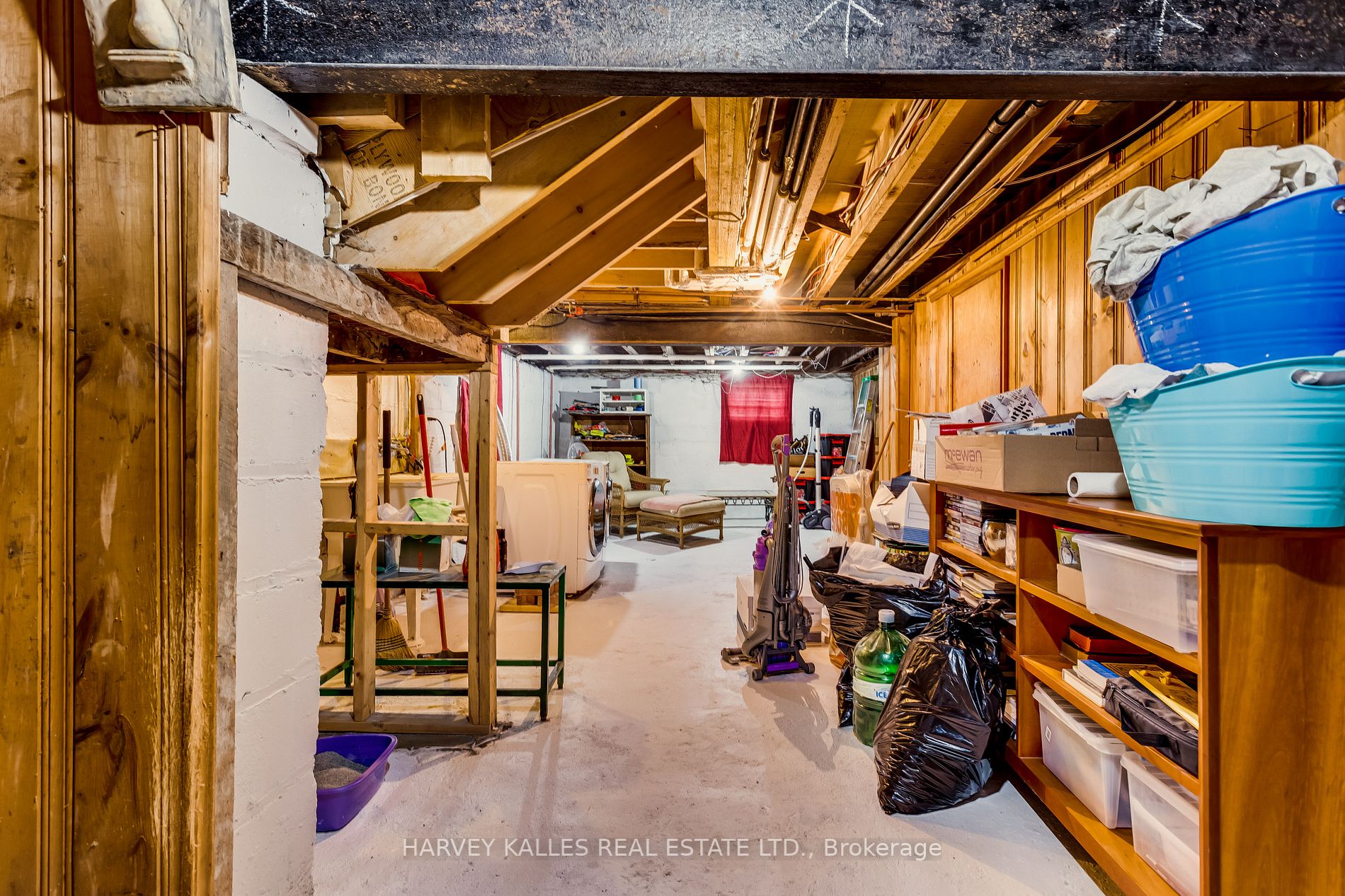 15 Braemar Avenue, #Main