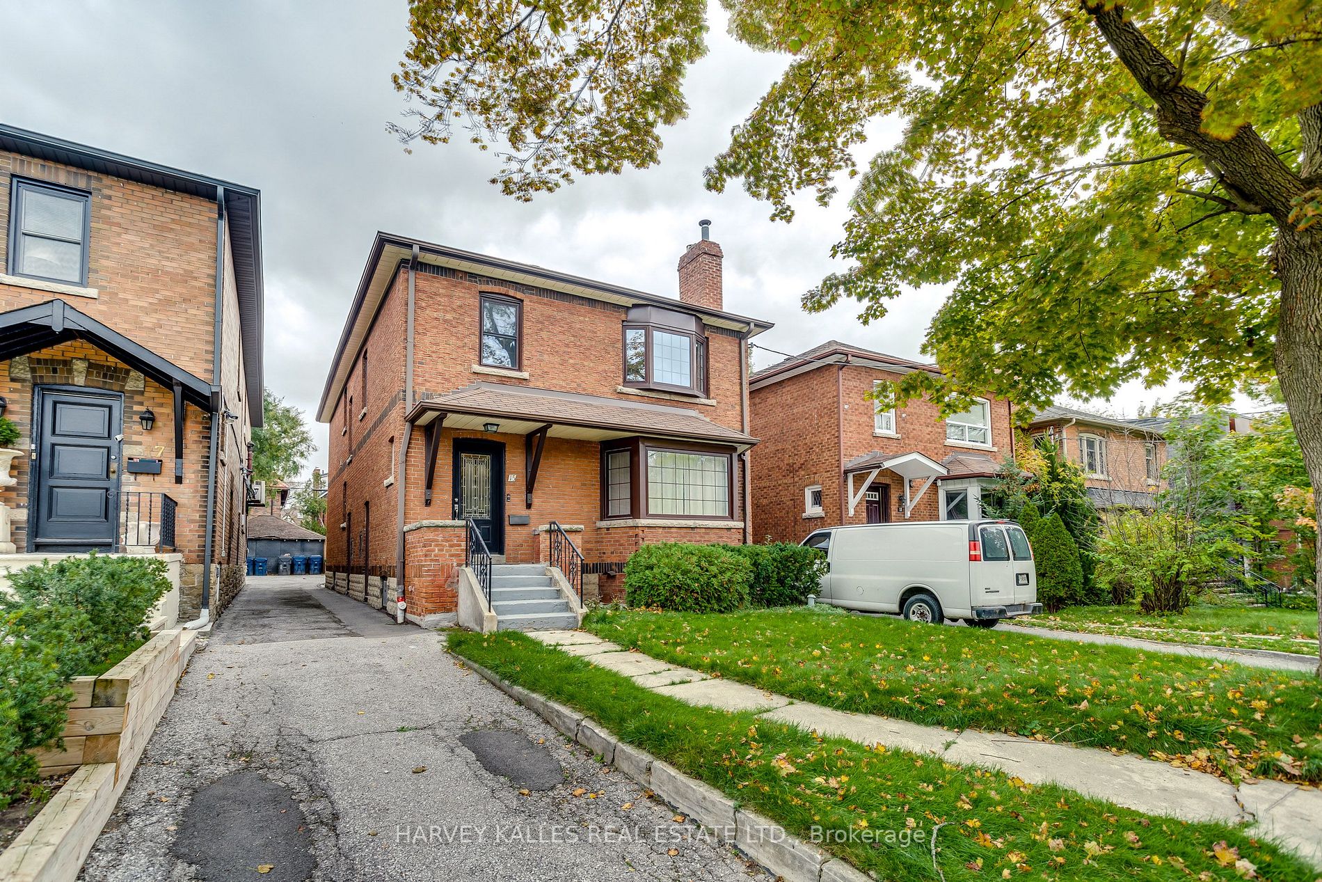 15 Braemar Ave, #Main