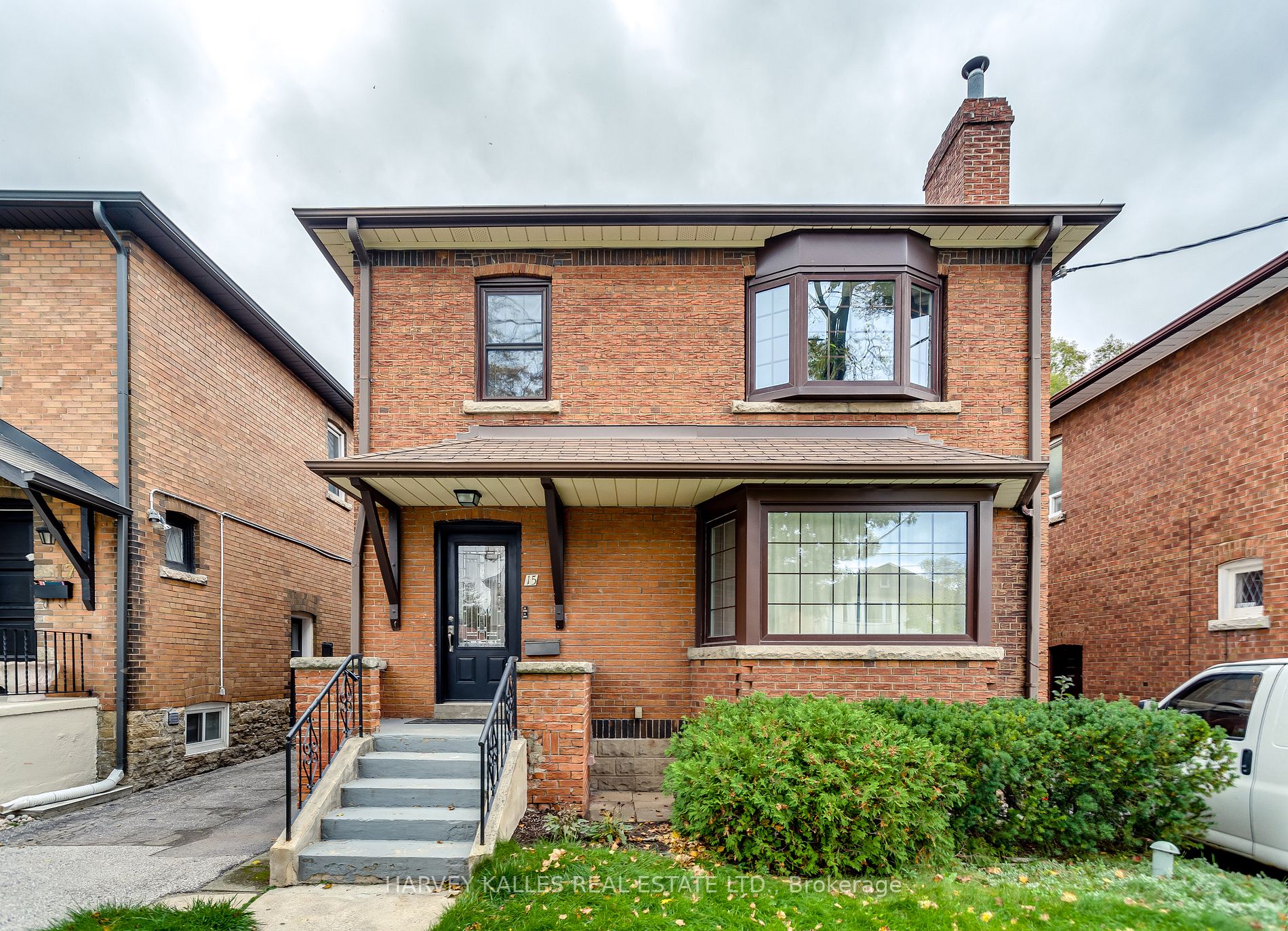 15 Braemar Ave, #Main