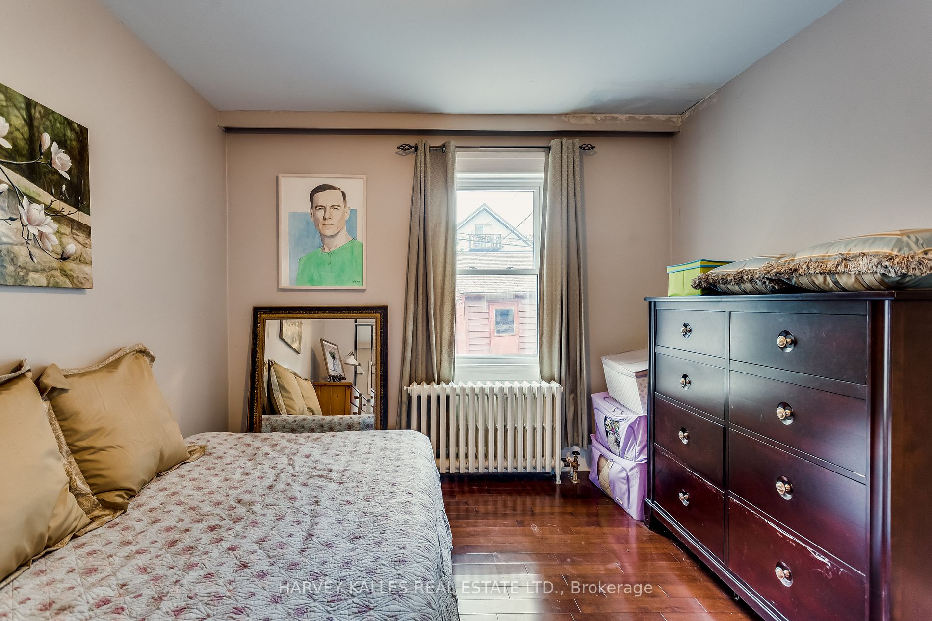 15 Braemar Avenue, #Main