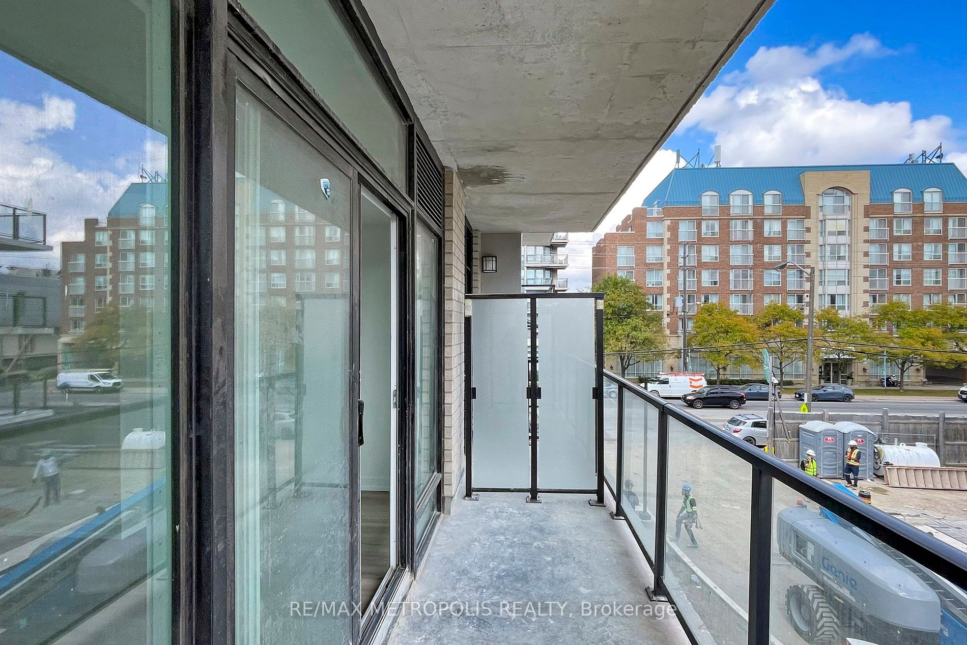 871 Sheppard Avenue W, #42