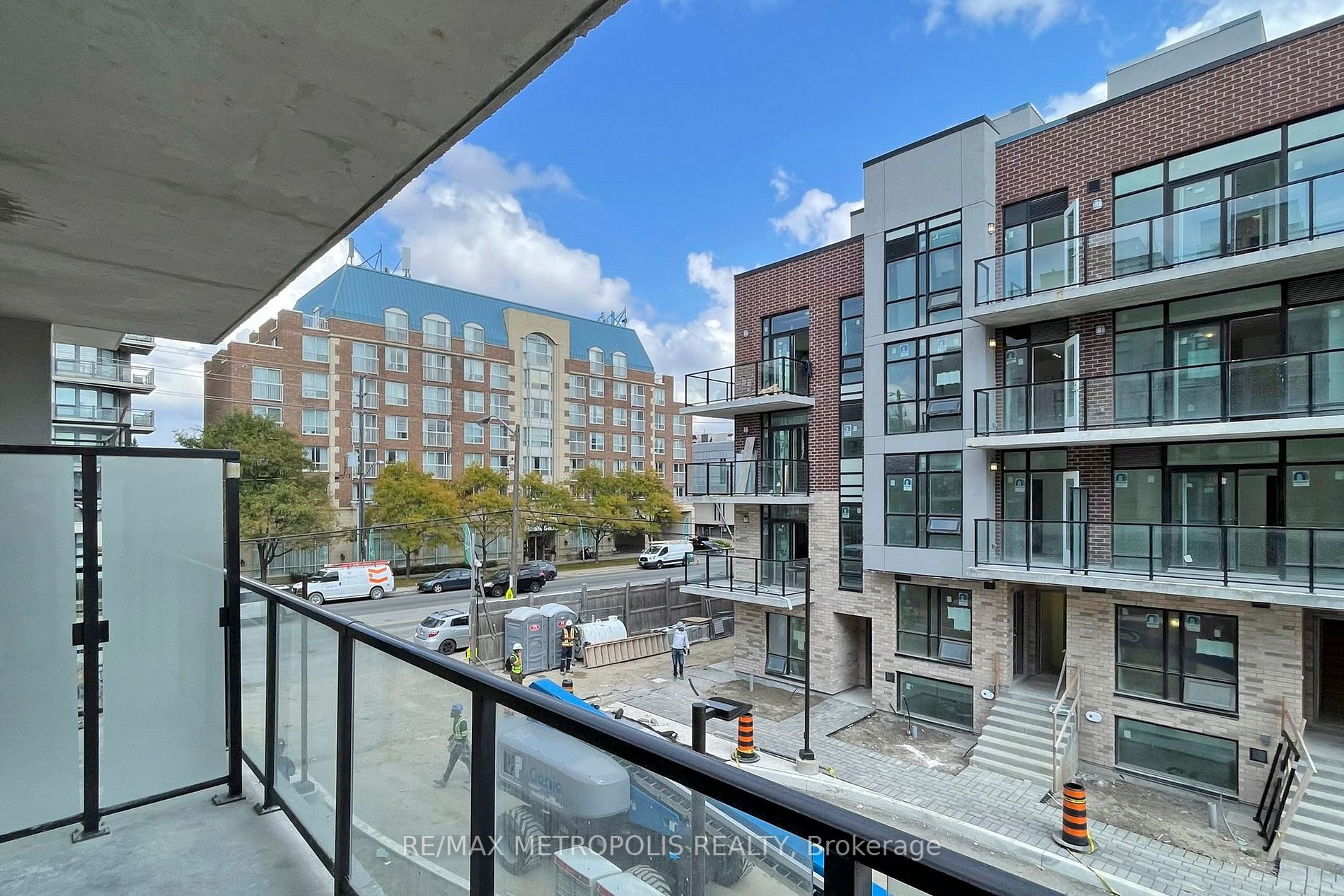 871 Sheppard Avenue W, #42