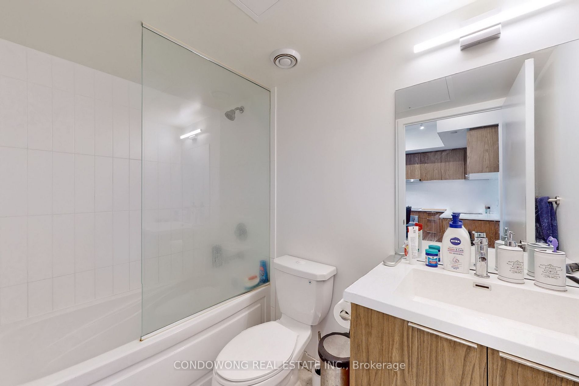 60 Shuter St, #3001