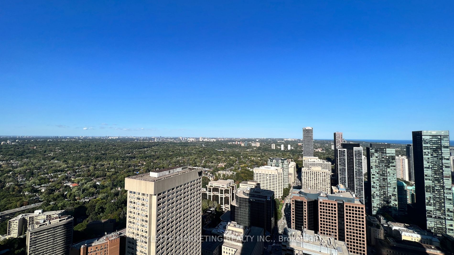 1 Bloor Street E, #4502