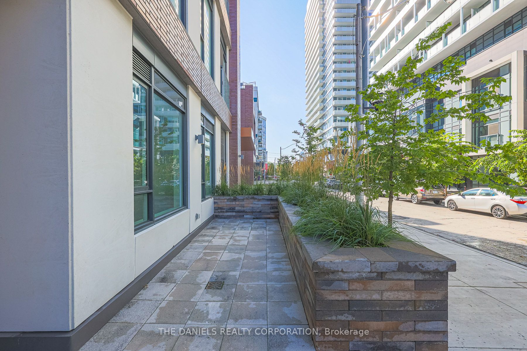 35 Tubman Ave Ave, #101