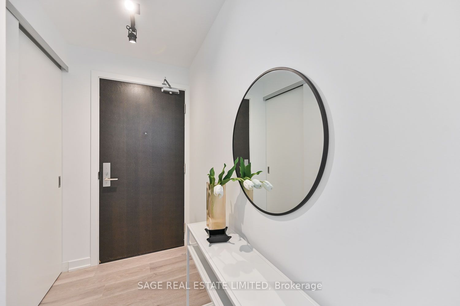 55 Ontario St, #2104