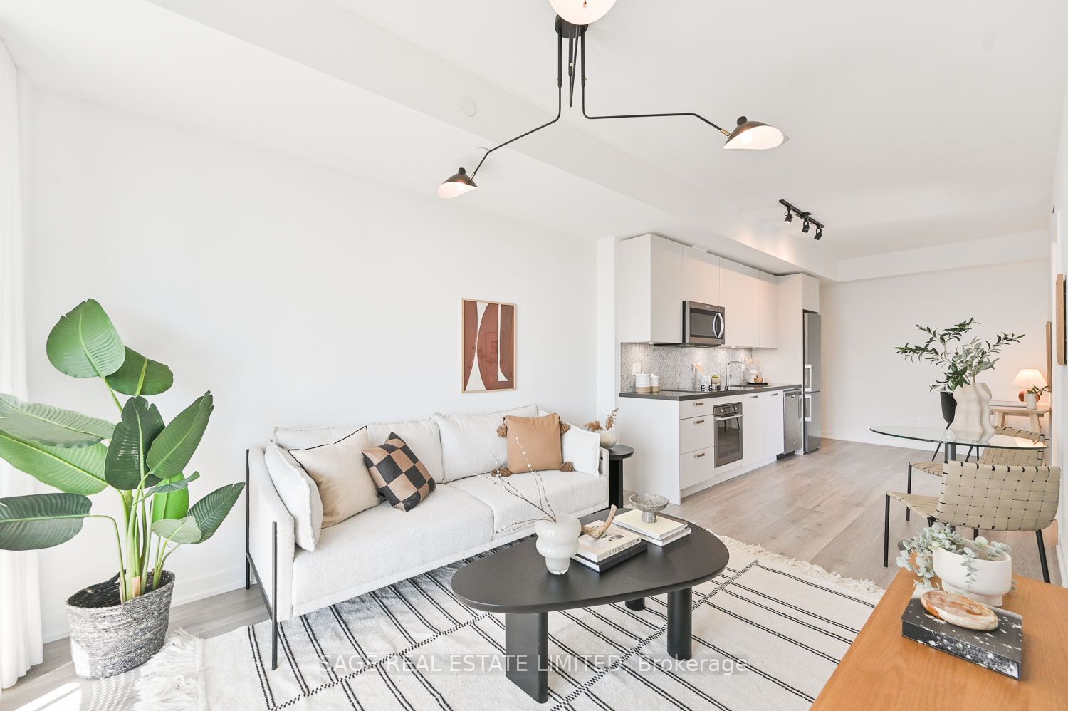 55 Ontario St, #2104