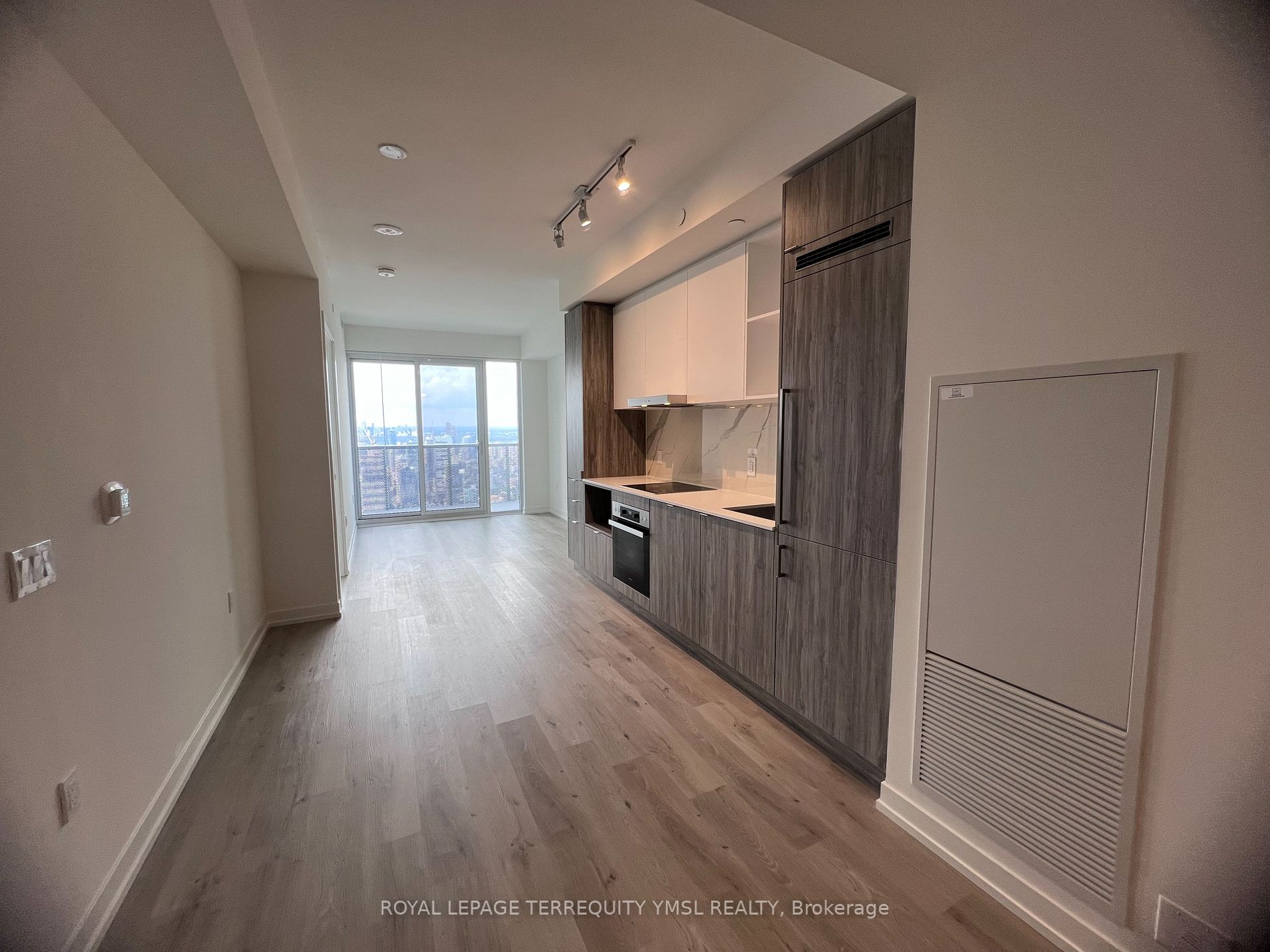 138 Downes Street, #7202