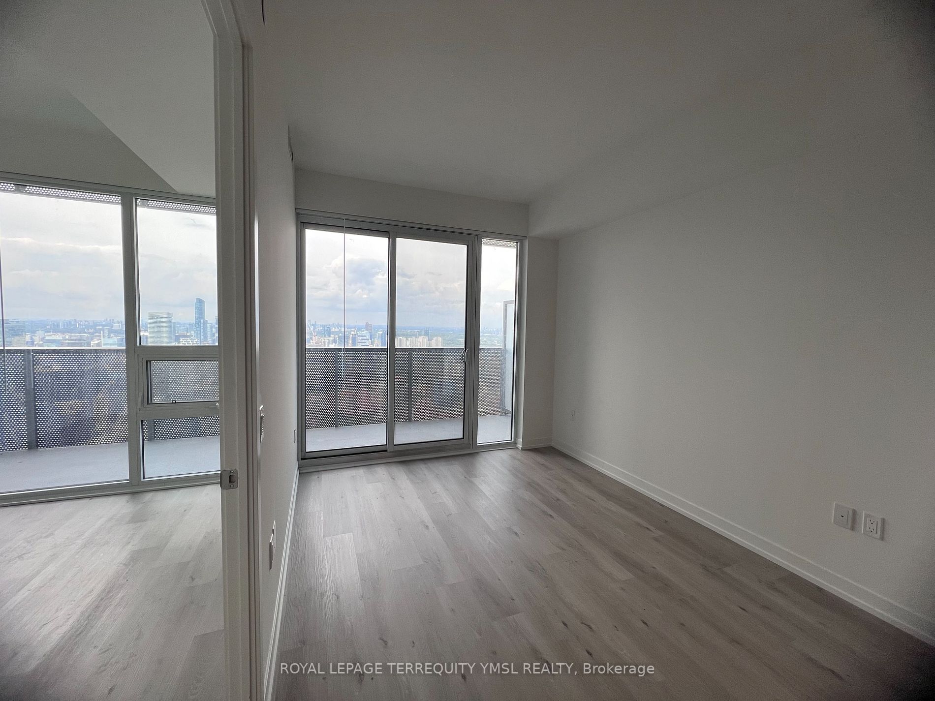 138 Downes Street, #7202