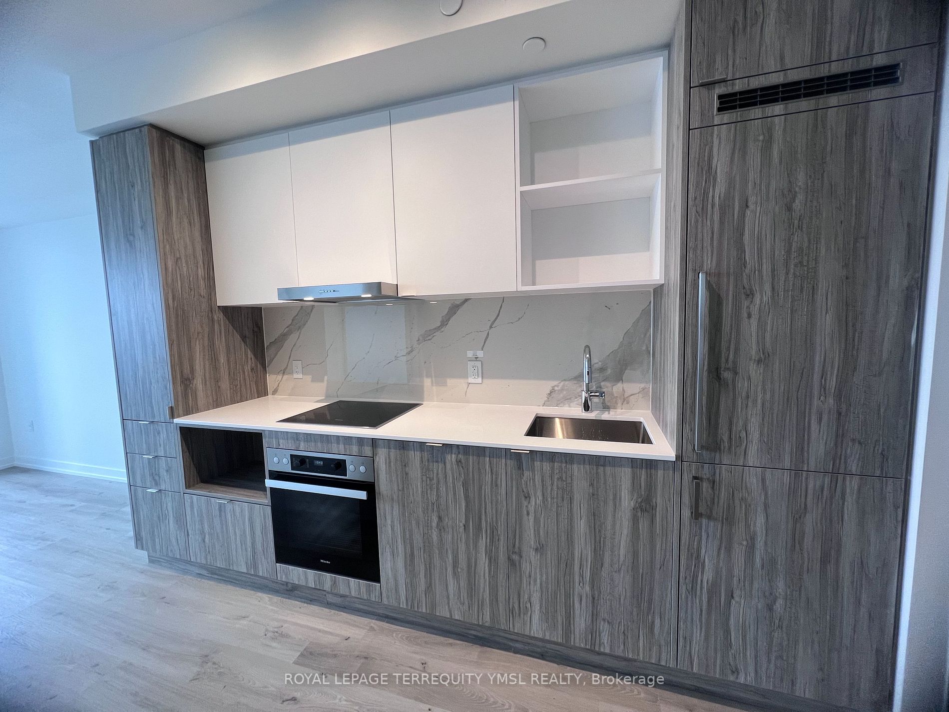 138 Downes Street, #7202