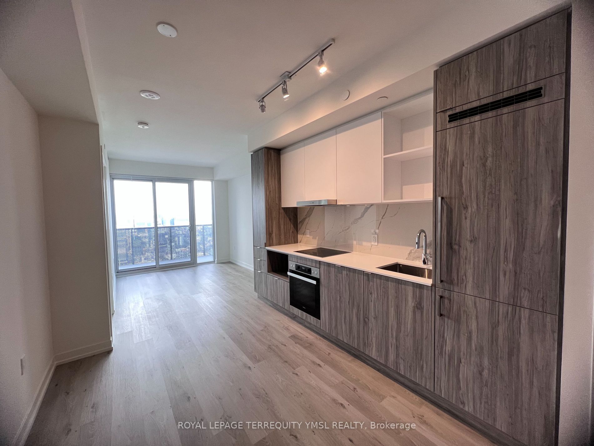 138 Downes Street, #7202