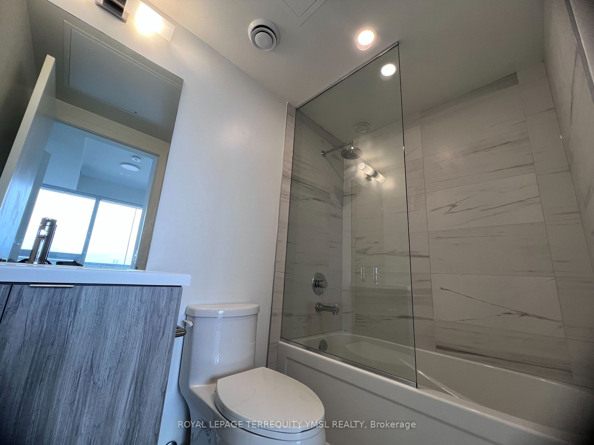 138 Downes Street, #7202