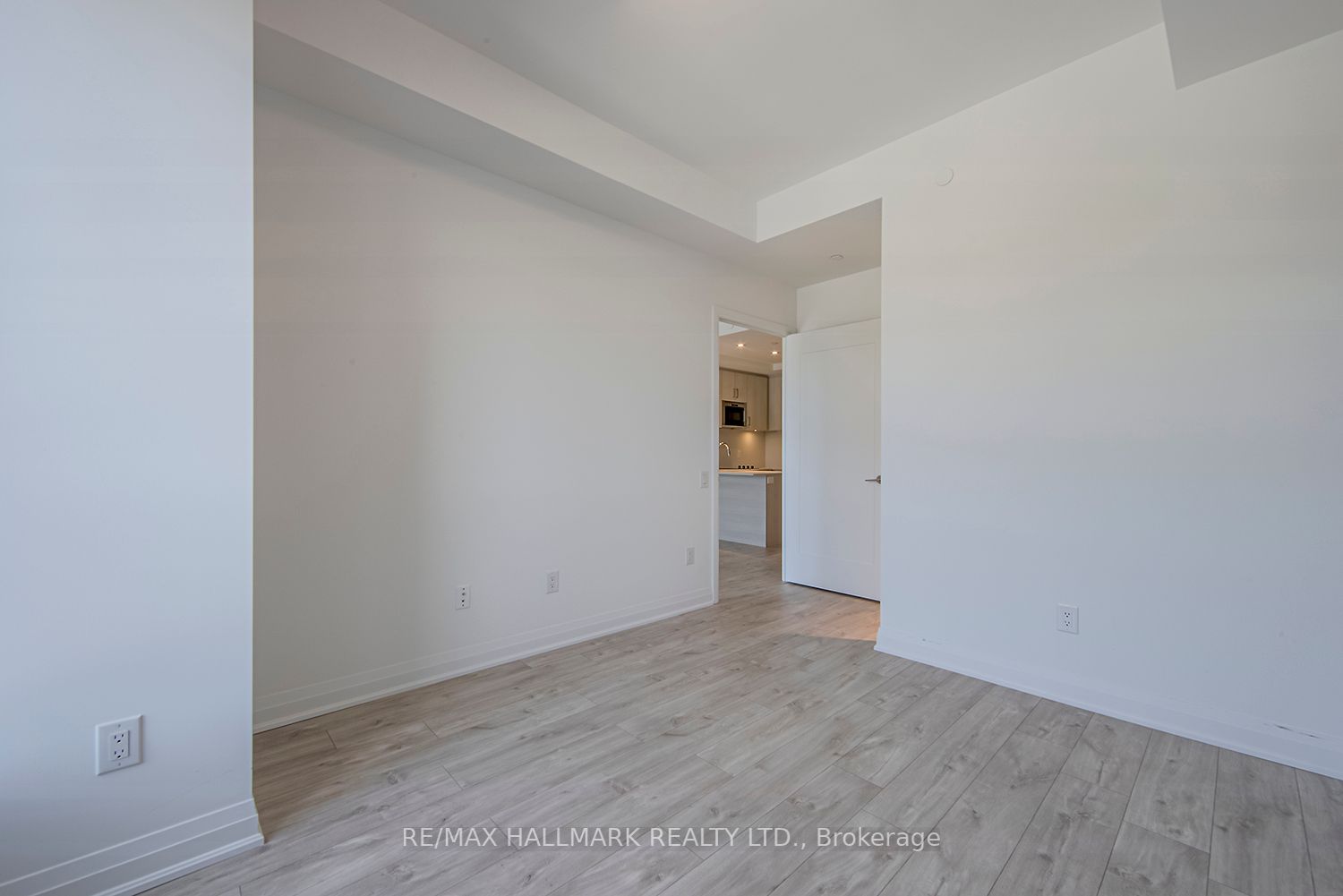 280 Howland Ave, #427