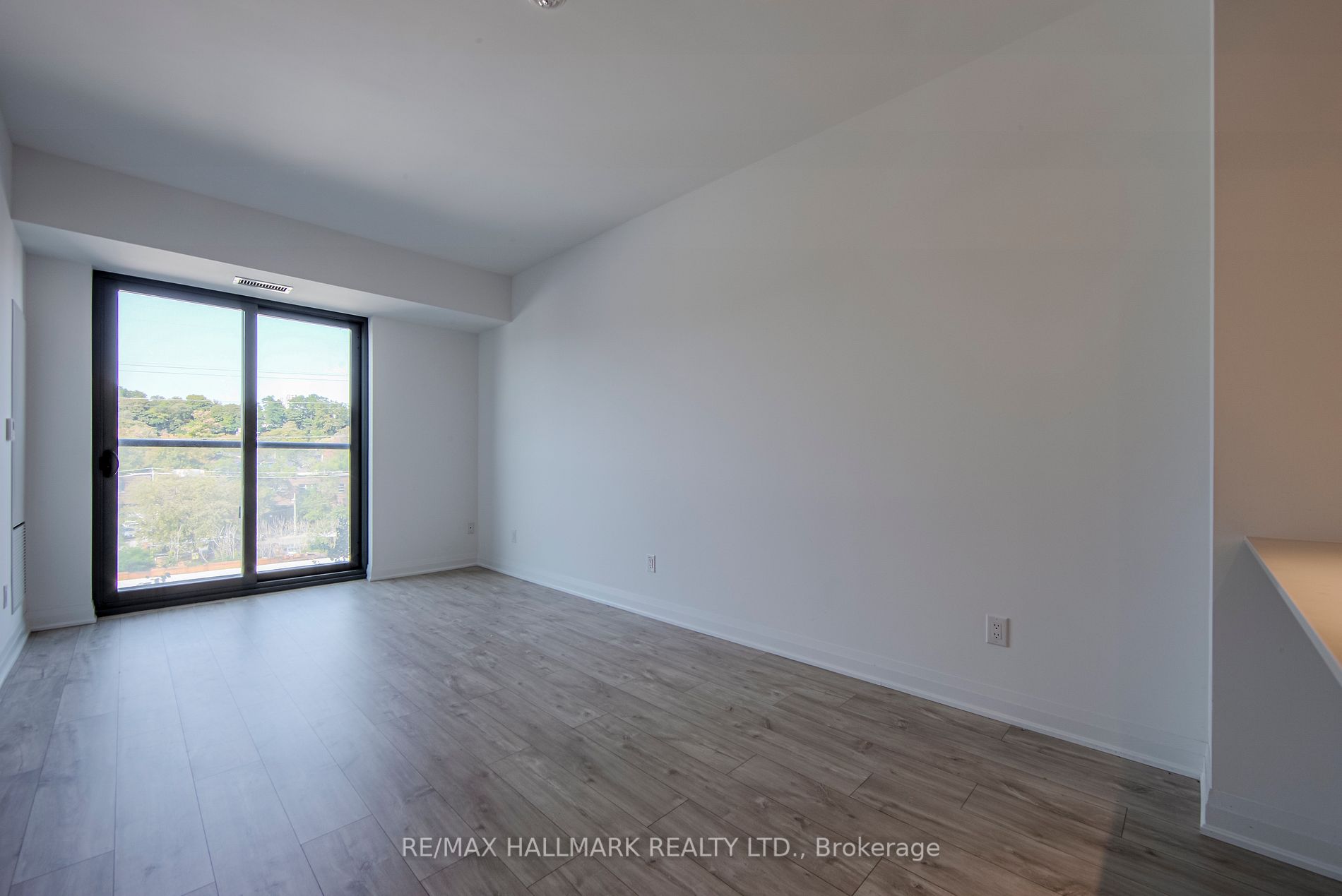 280 Howland Ave, #427