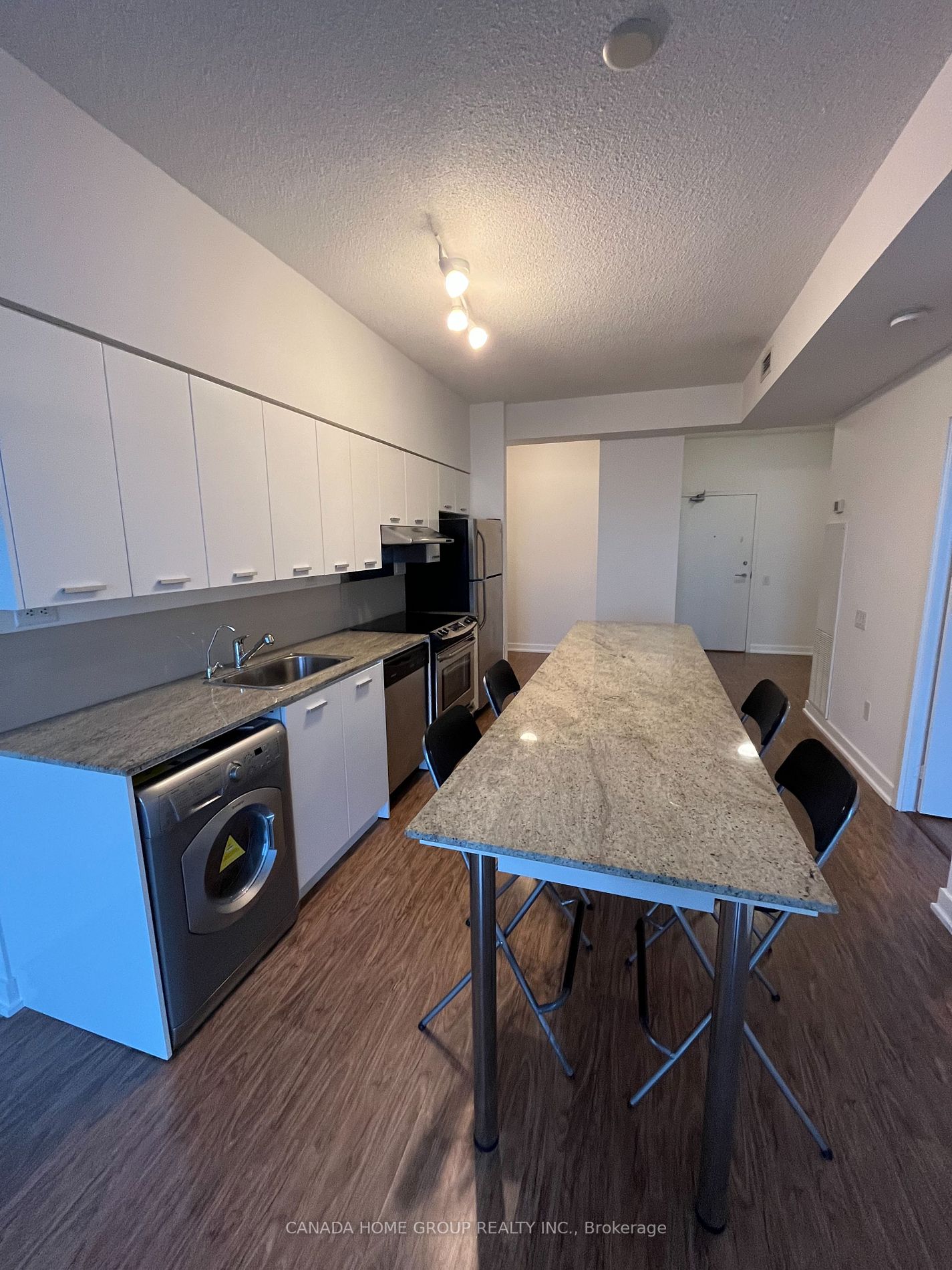 29 Singer Court, #2110