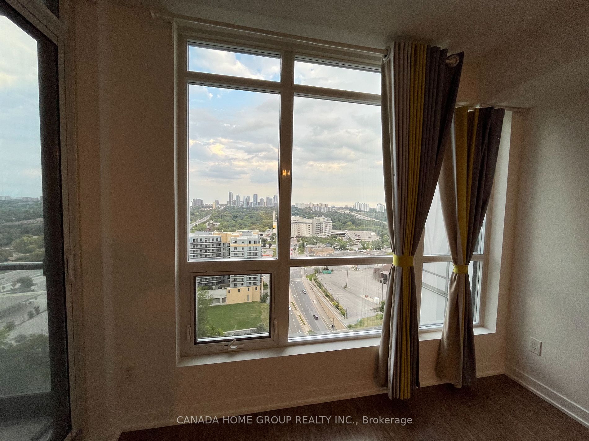 29 Singer Court, #2110