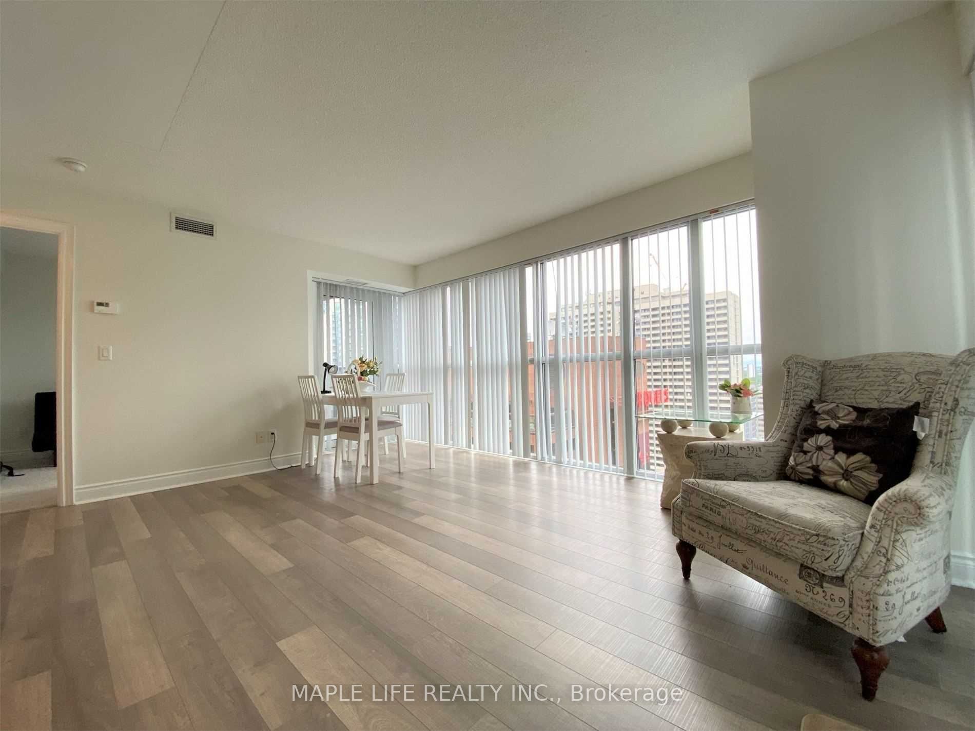 28 Ted Rogers Way, #1802