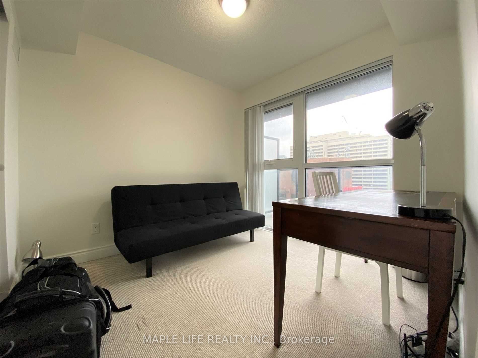 28 Ted Rogers Way, #1802