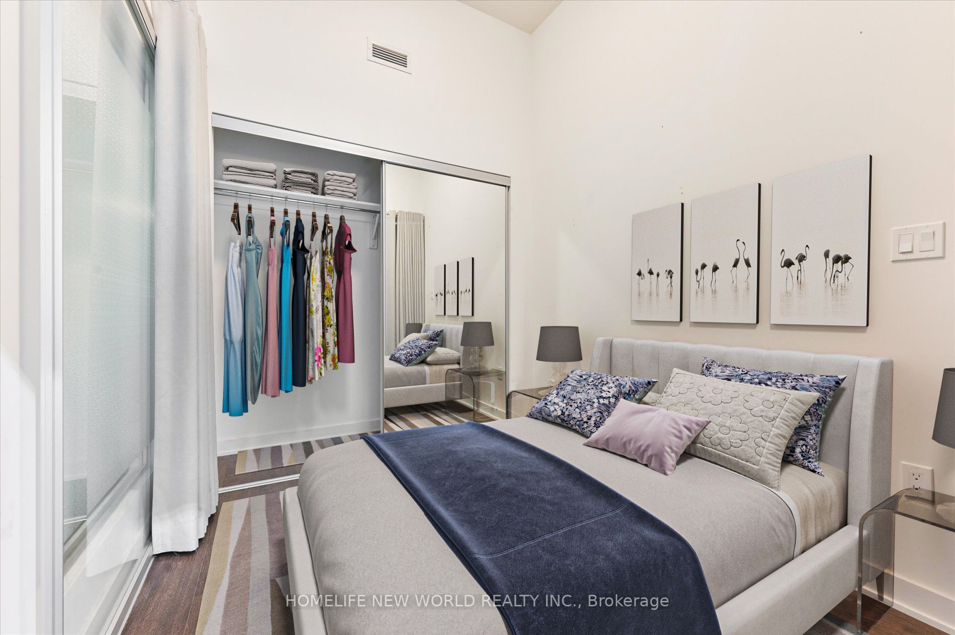 27 Bathurst Street, #217W