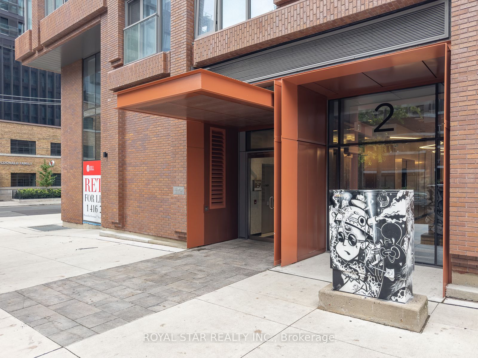 2 Augusta Ave, ##ph04