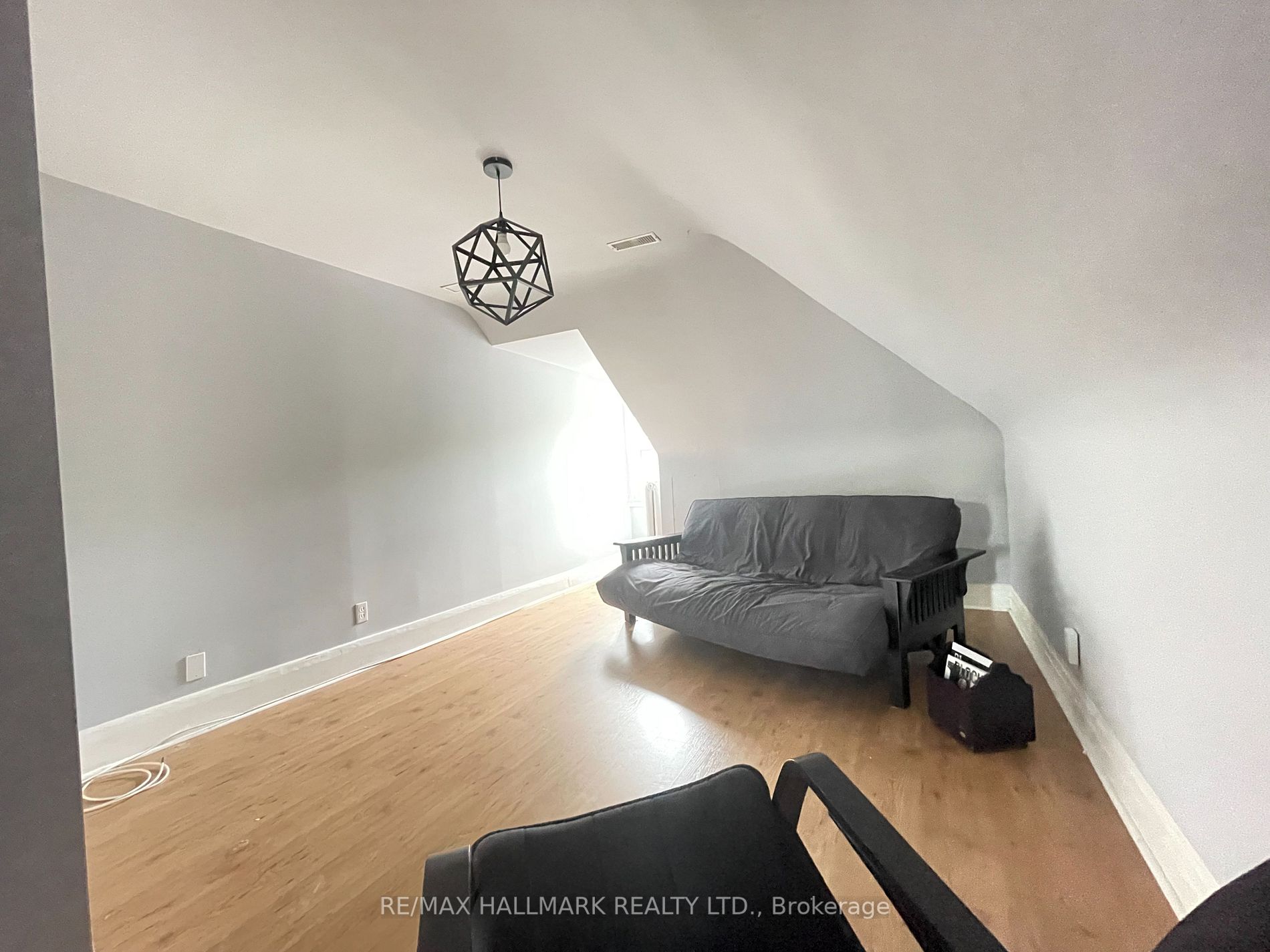 898 Bathurst Street, #3rd Flr