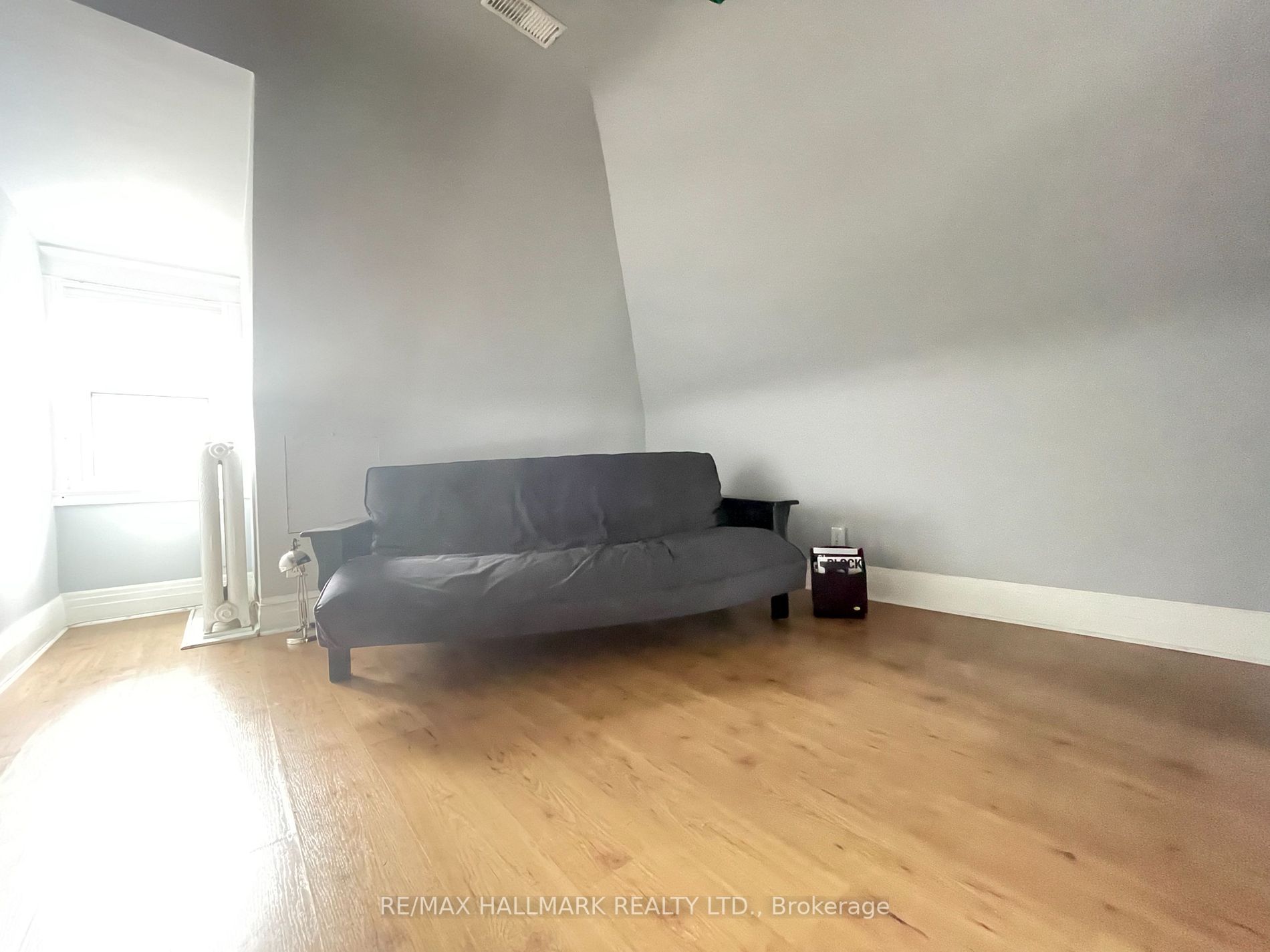 898 Bathurst Street, #3rd Flr